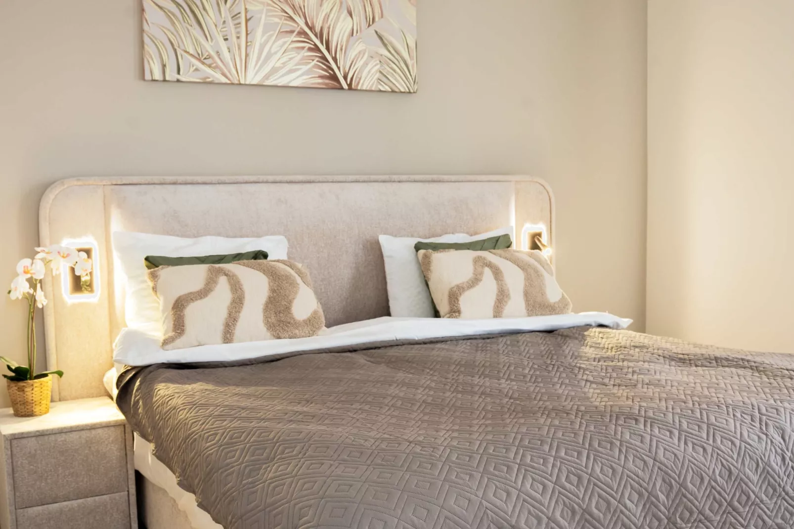 One Lux Stay 2BR/ 2BA Antwerp near Central Station - Slaapkamer
