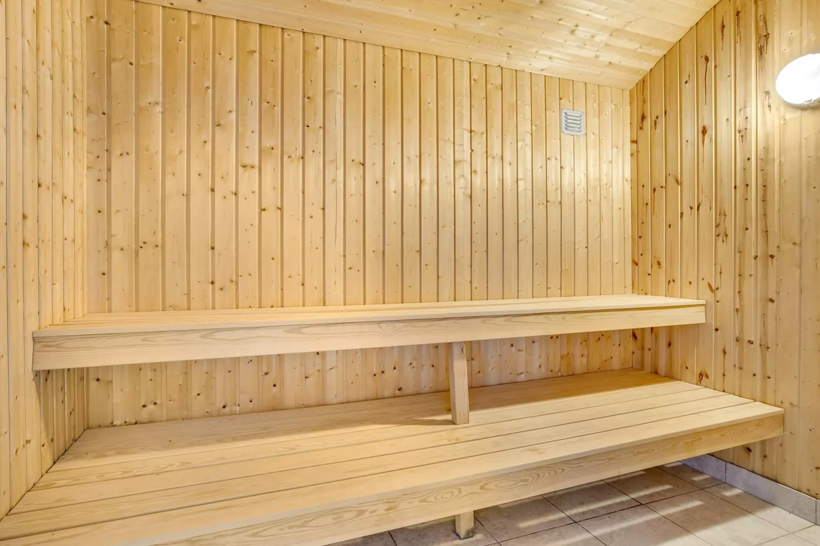 26 persoons vakantie huis in Jerup - Binnen