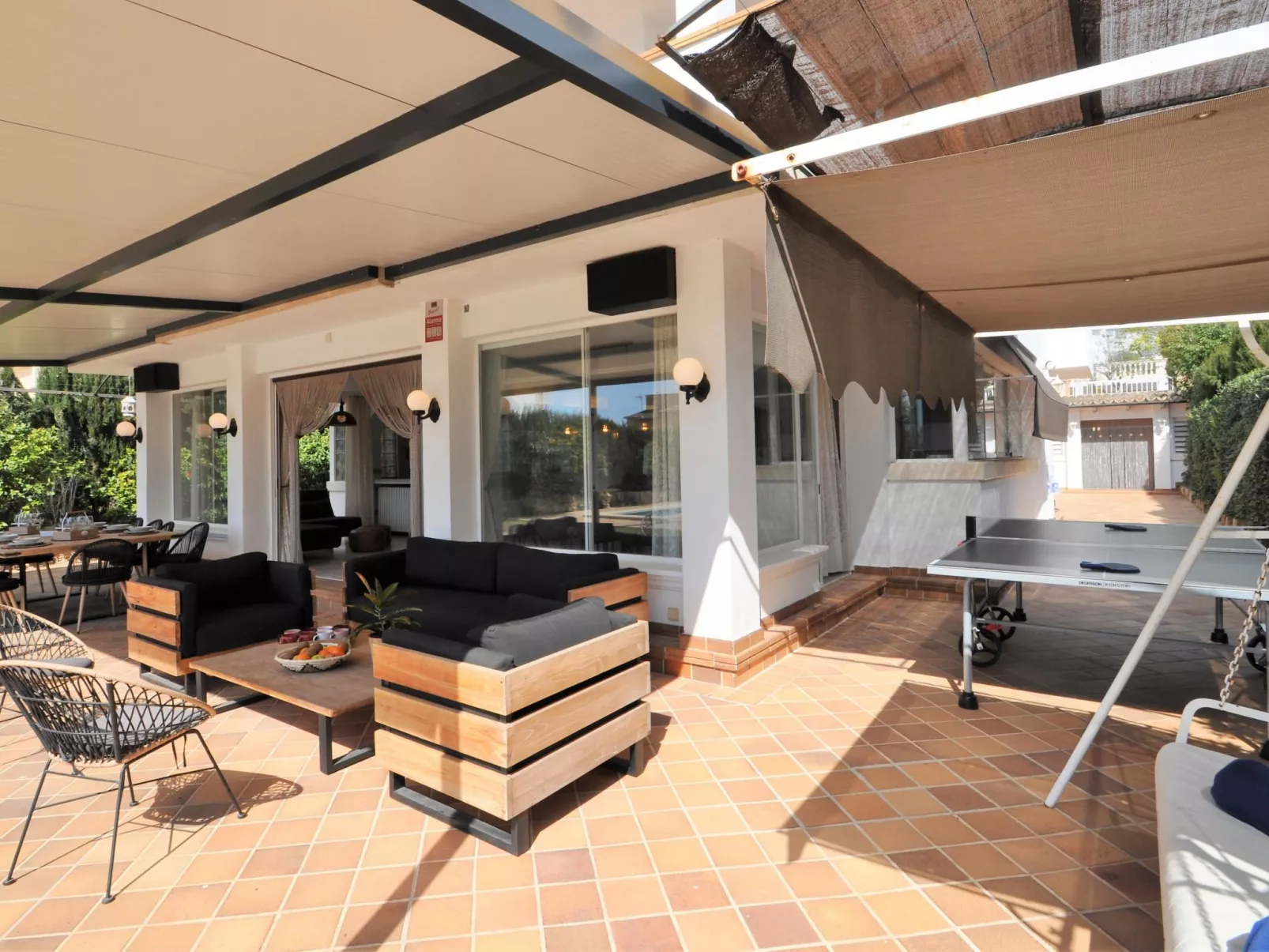 CA NA MALEN Hermosa casa para familias con gran piscina, jardín. - WiFi Gratis - Binnen