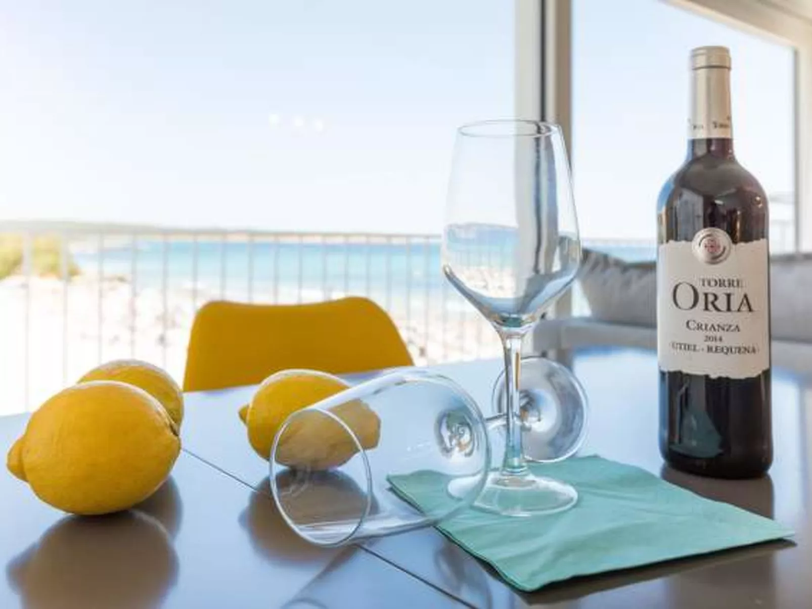 Tolle Wohnung in S'illot-Cala Morlanda mit Terrasse - Binnen