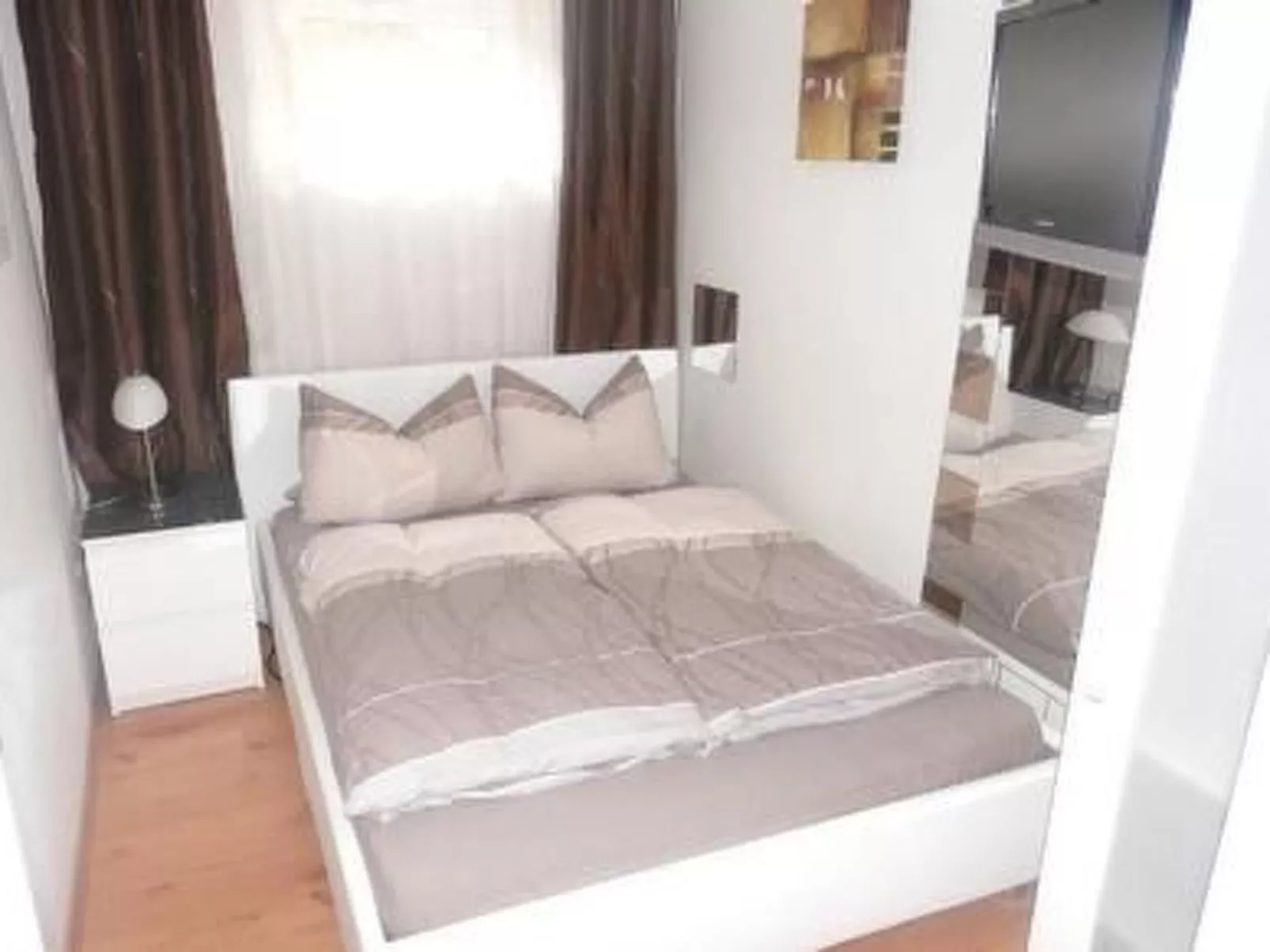 Große Wohnung in Mensfelden mit Großem Balkon - Binnen