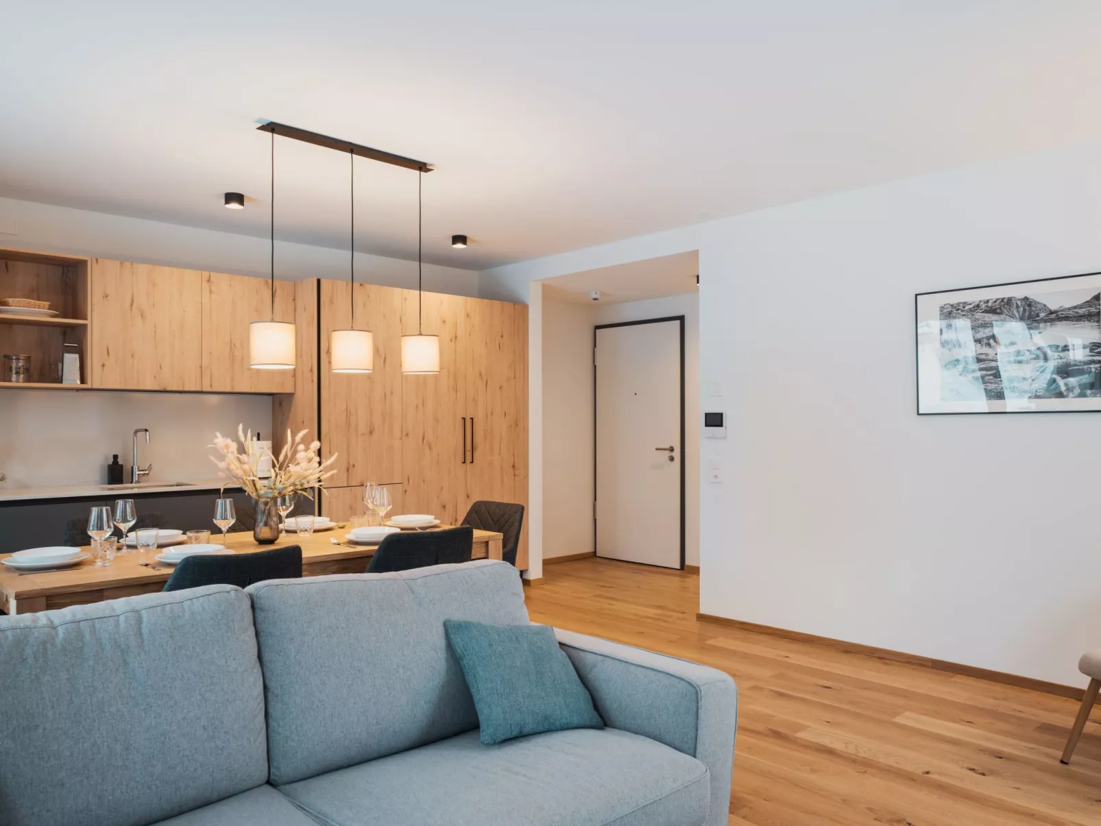 Alpine Apartments, (San Bernardino). - Binnen