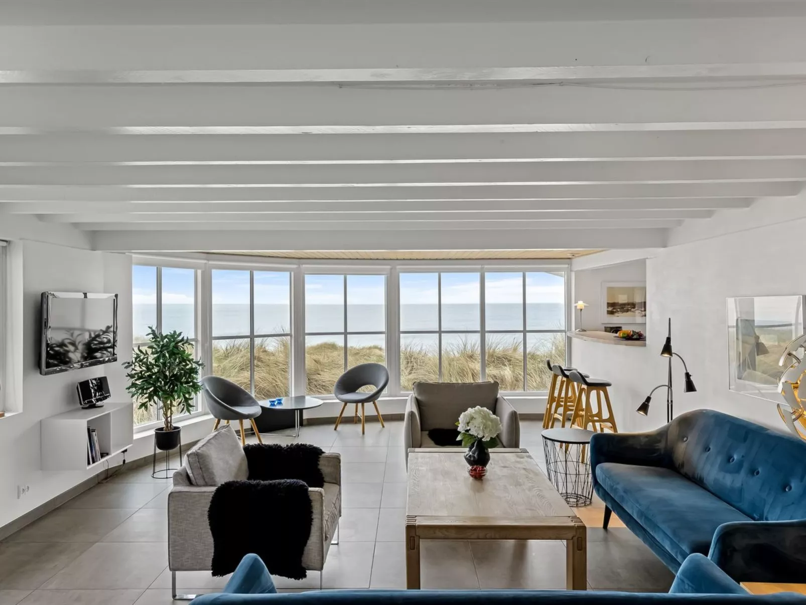 "Hillegonde" - 84m from the sea - Binnen