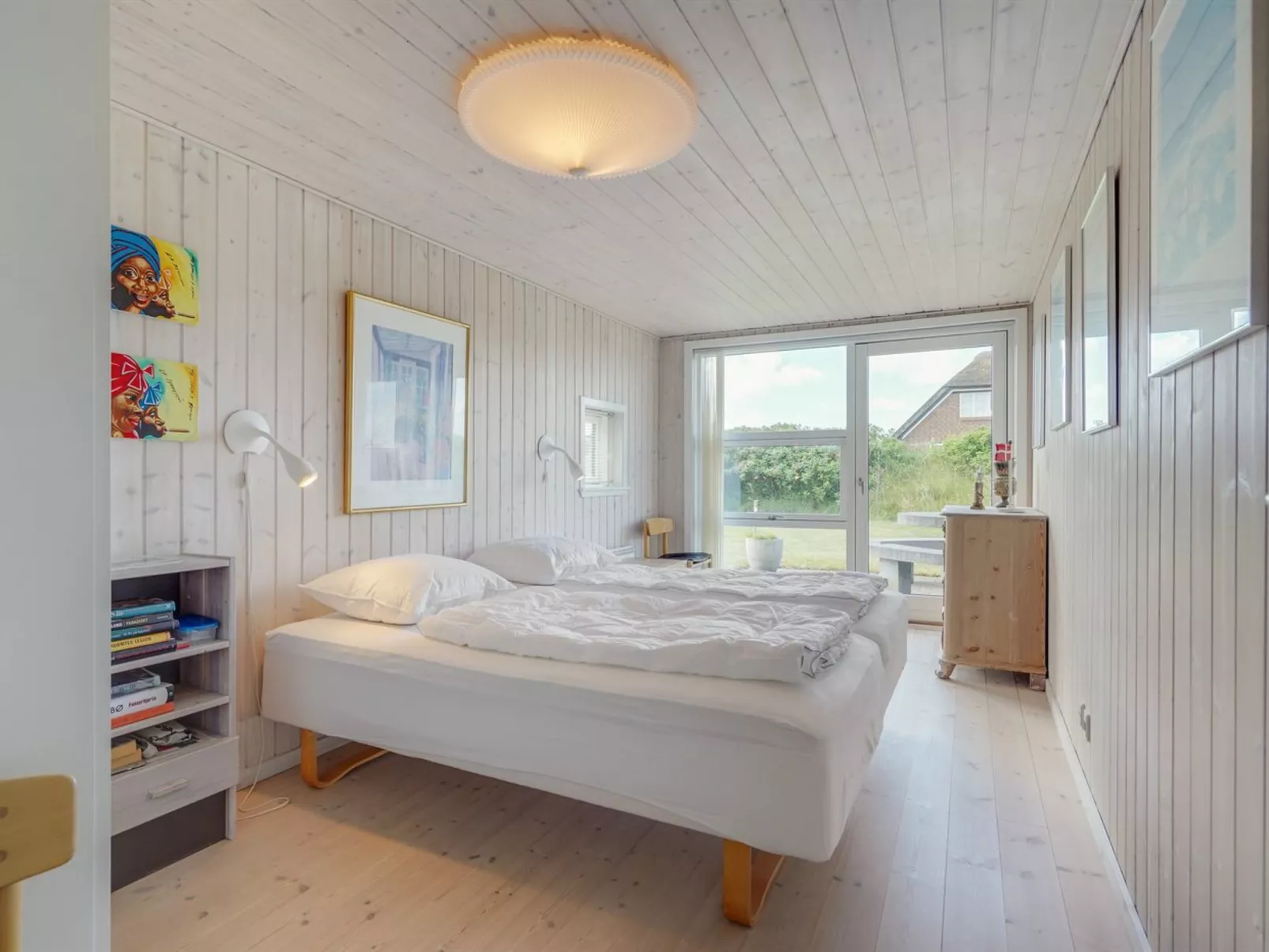 "Svende" - 100m from the sea - Binnen