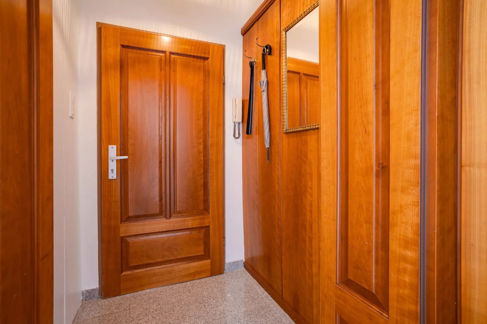 MG Top 4 Apartment 3P in Graz - Overloop
