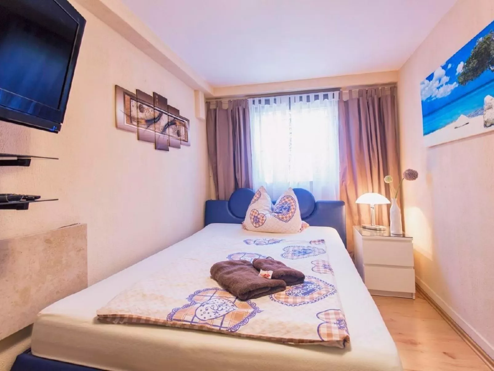 4 Sterne Ferienwohnung mit 3 Schlafzimmern, Nähe Limburg, Rheingau,Taunus, West - Binnen