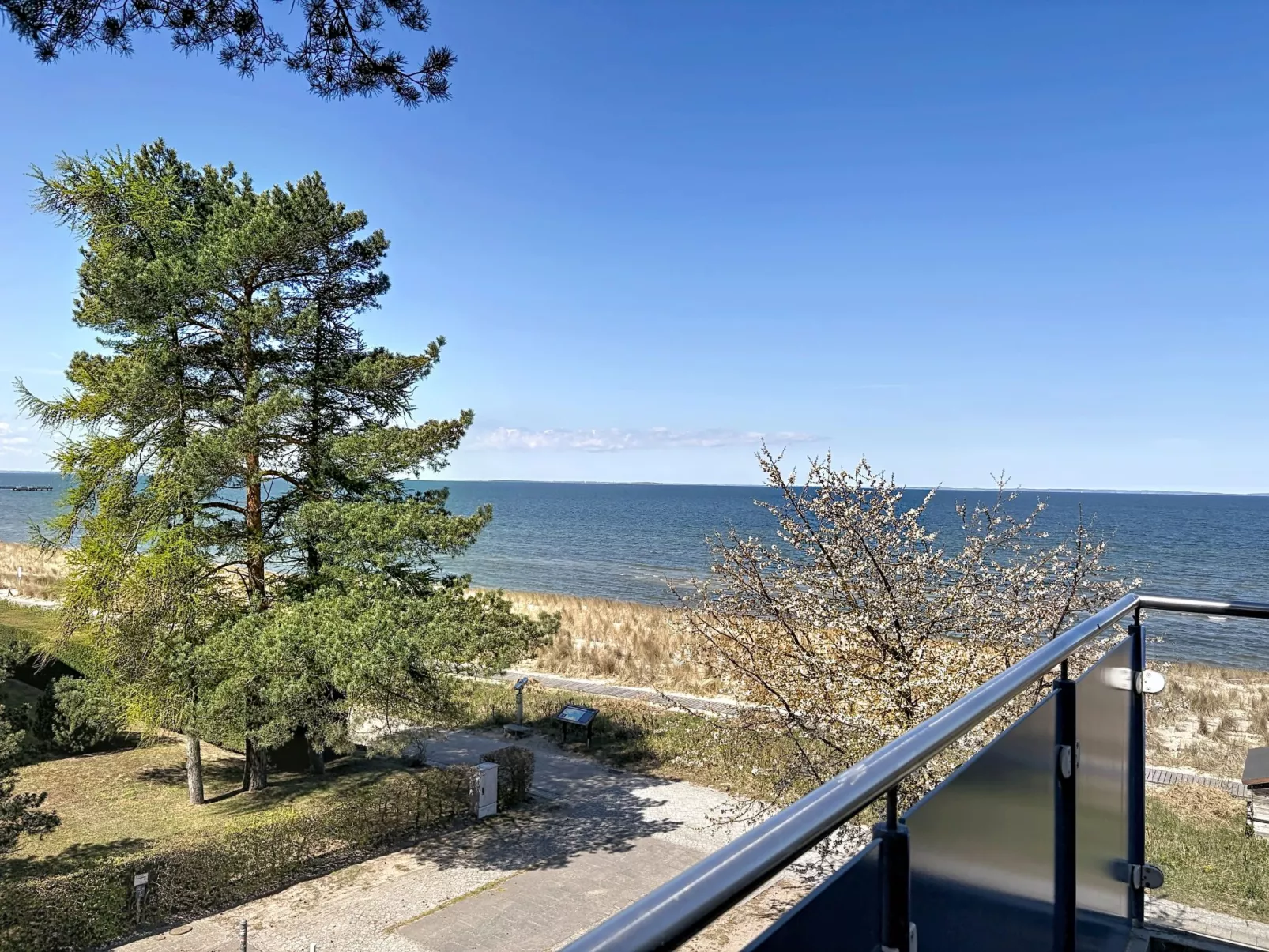 Strandperle - Buiten