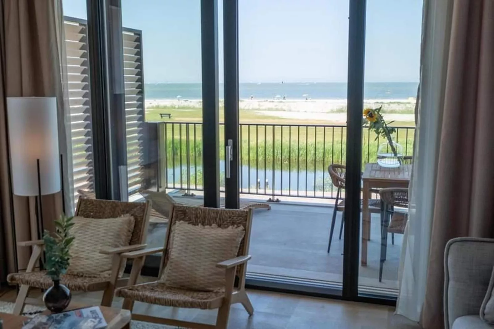 Luxury Beach Apartment | 4+2 Pers. - Terrasbalkon