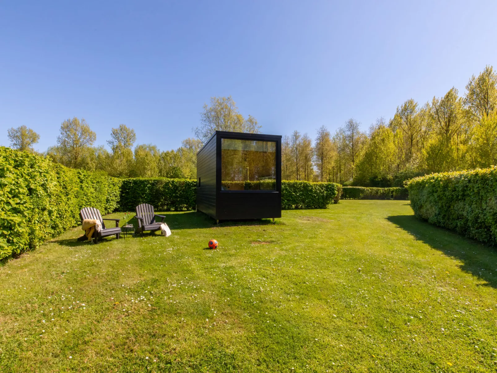 Tiny Cabin Sunshine no 21 - Buiten
