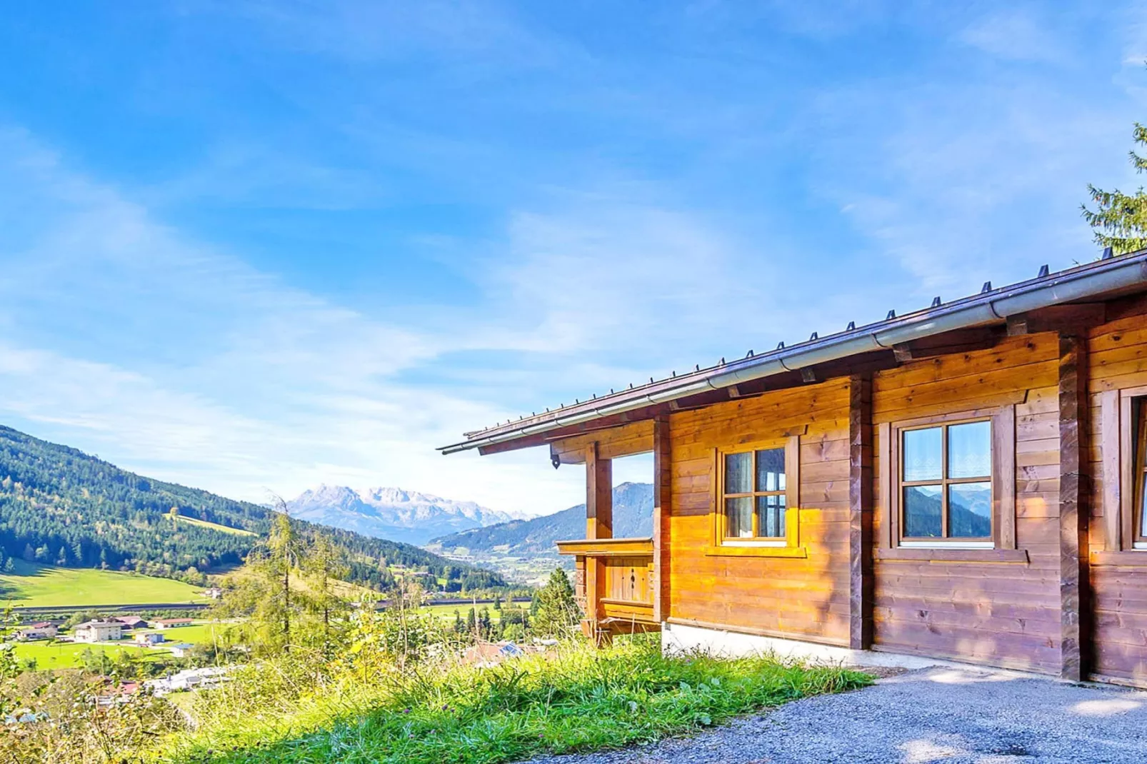 Ferienhaus Ebner - Buitenkant zomer