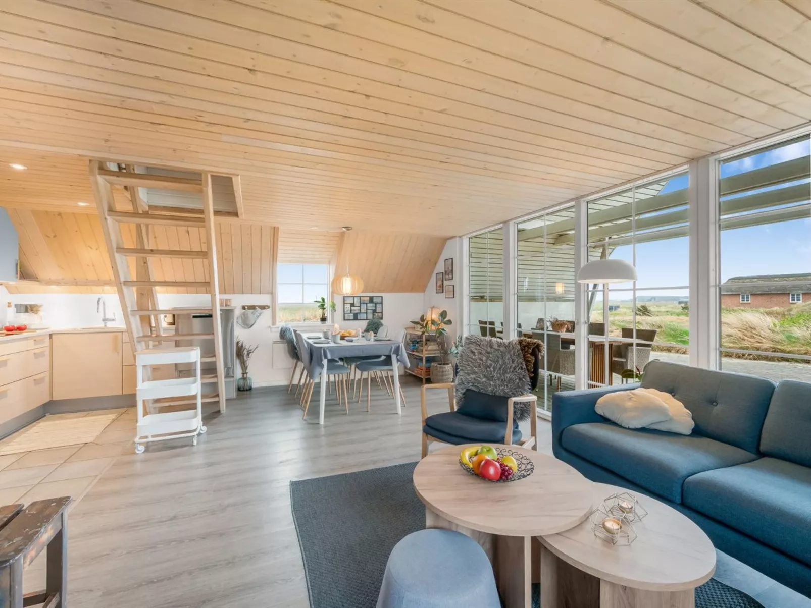 "Klimentina" - 150m from the sea - Binnen