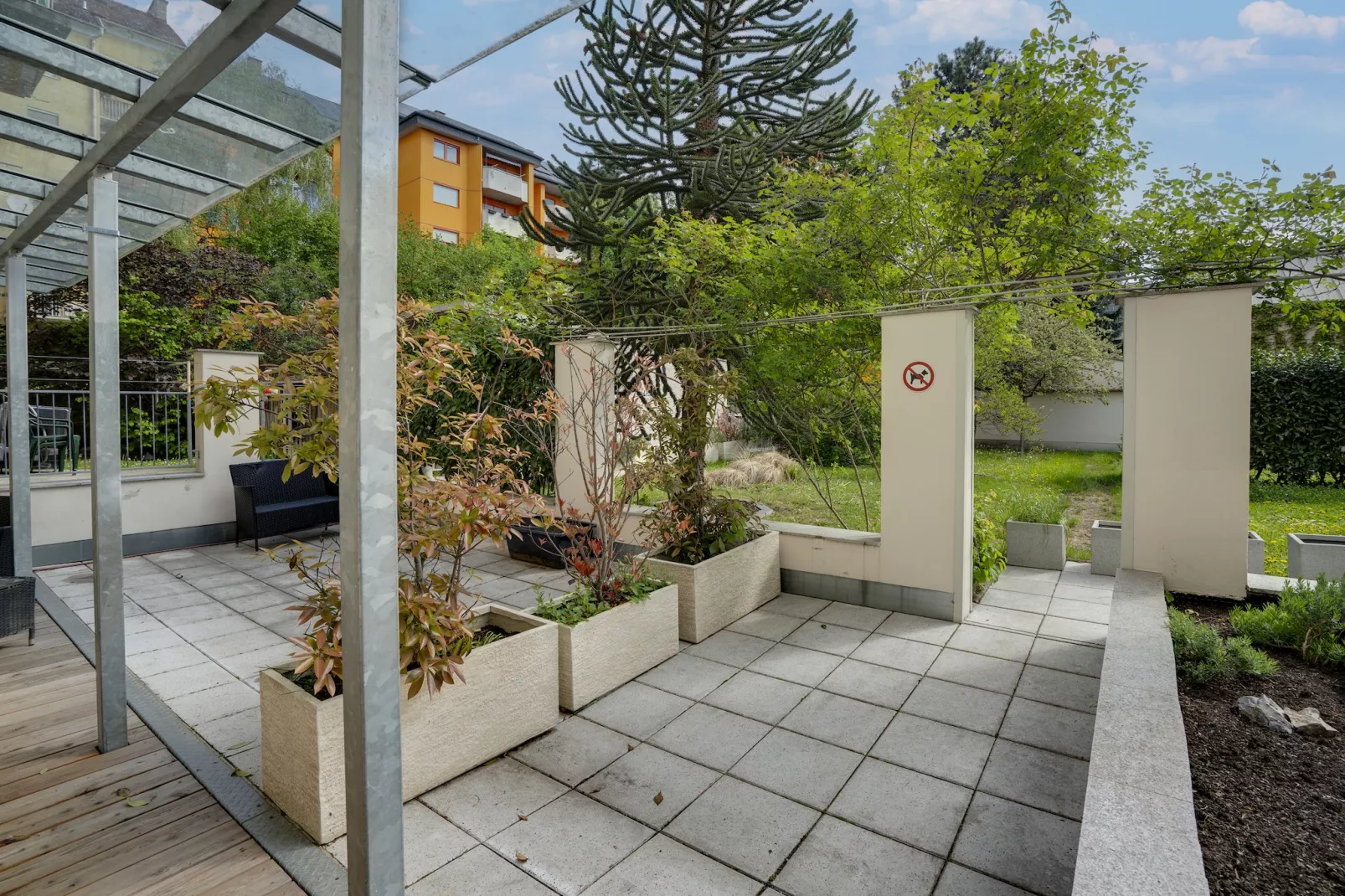 MG Top 6a Apartment 2P in Graz - Tuinen zomer