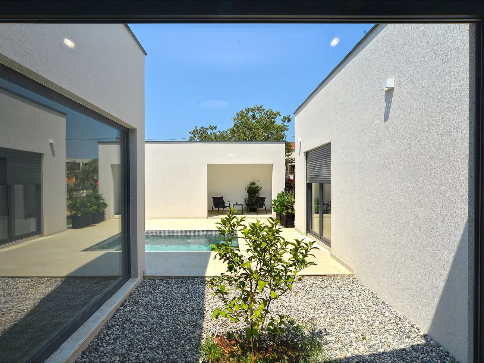 House 2194 - Buiten
