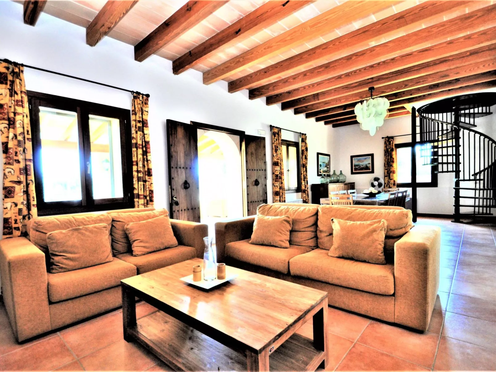 CAS BORRASSOS- Finca con piscina privada a 10 minutos de Palma.. BBQ. Wifi - Wi - Binnen
