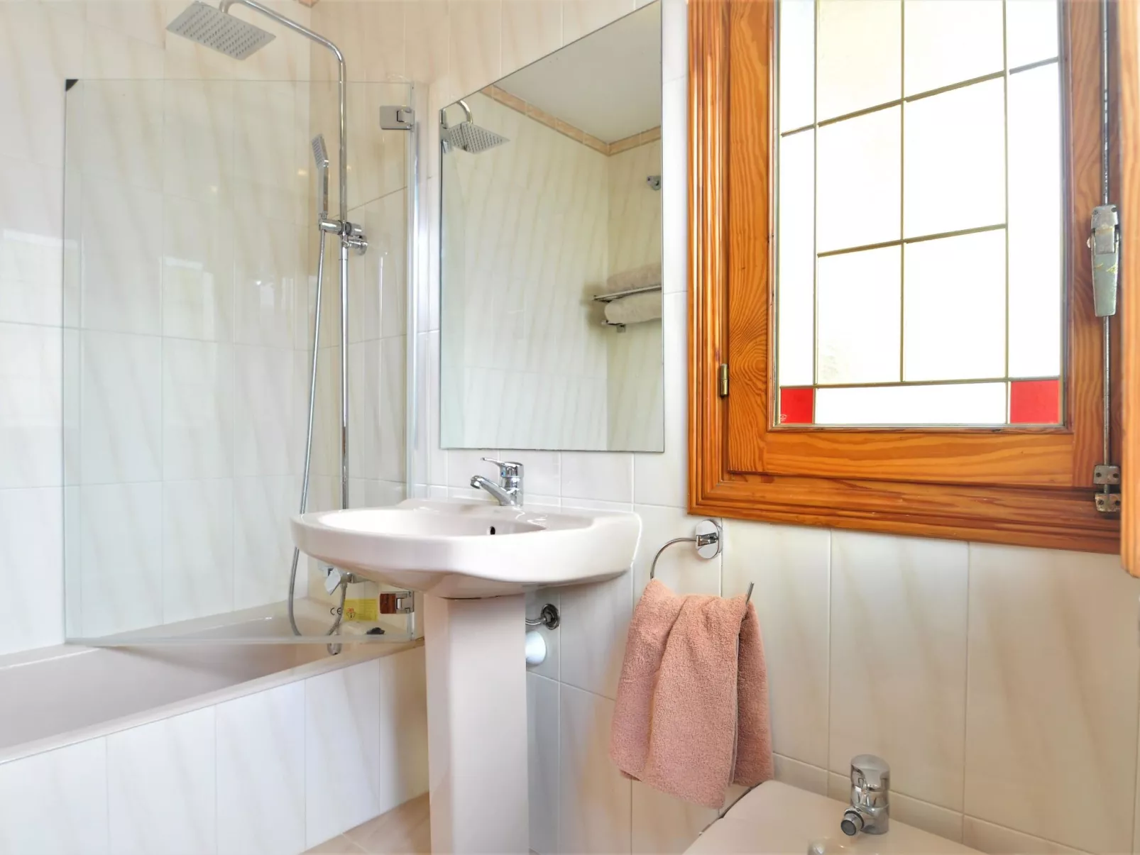 CA NA MALEN Hermosa casa para familias con gran piscina, jardín. - WiFi Gratis - Binnen