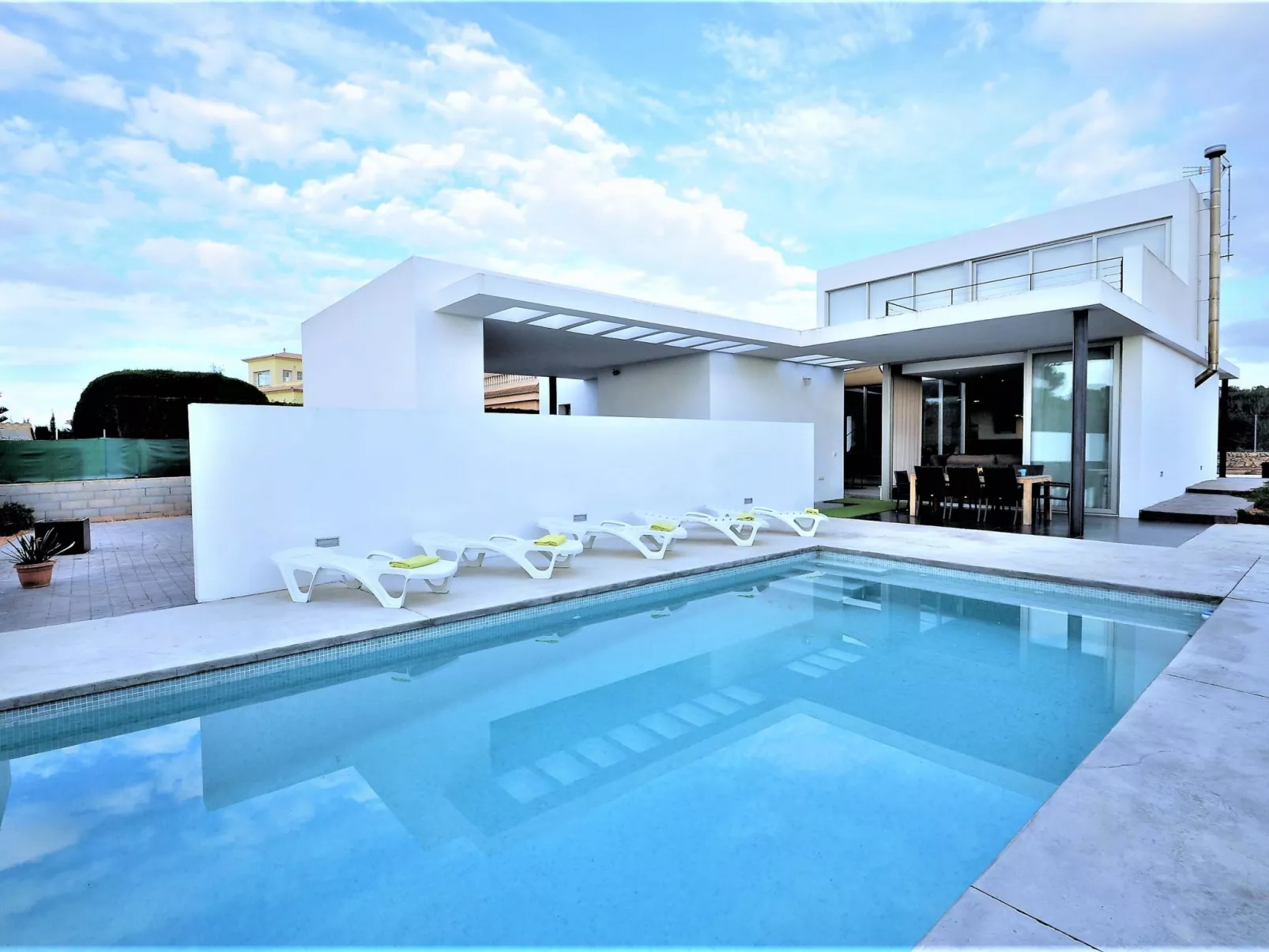 Moderna Villa cerca del golf y con piscina privada, ideal para familias - ofert - Buiten