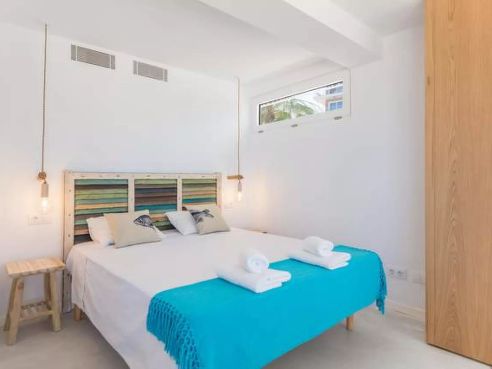 Tolle Wohnung in S'illot-Cala Morlanda mit Terrasse - Binnen