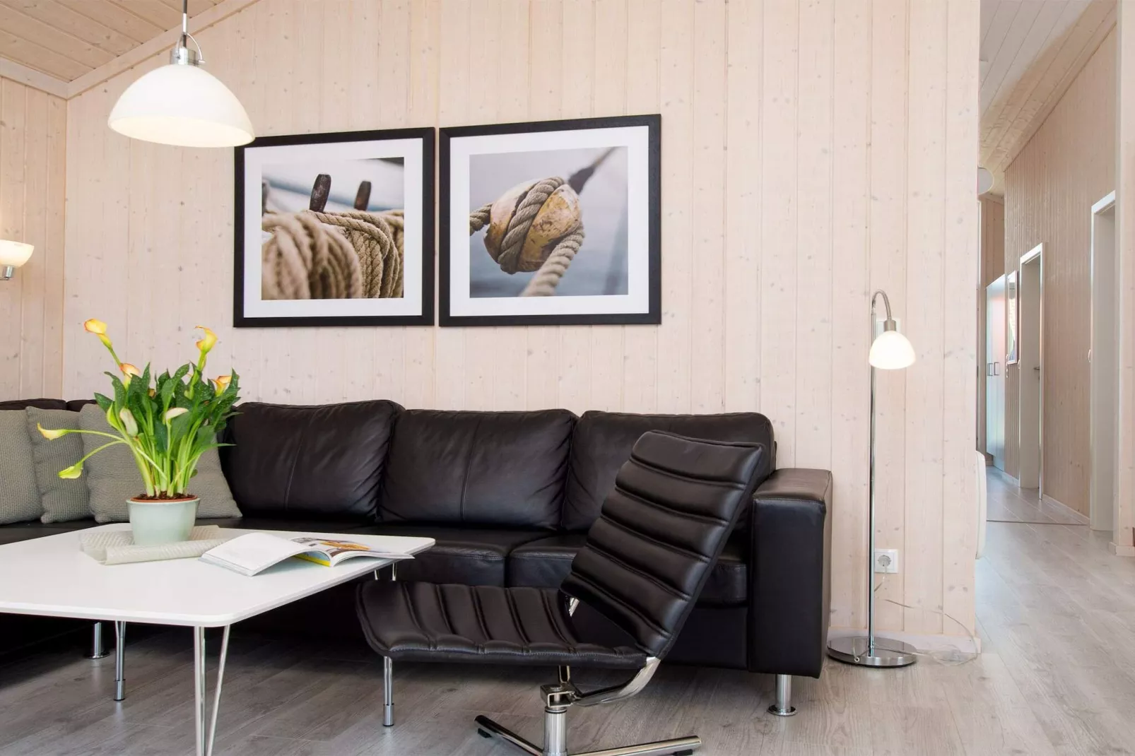 Modern Baltisch toevluchtsoord met privésauna - Binnen