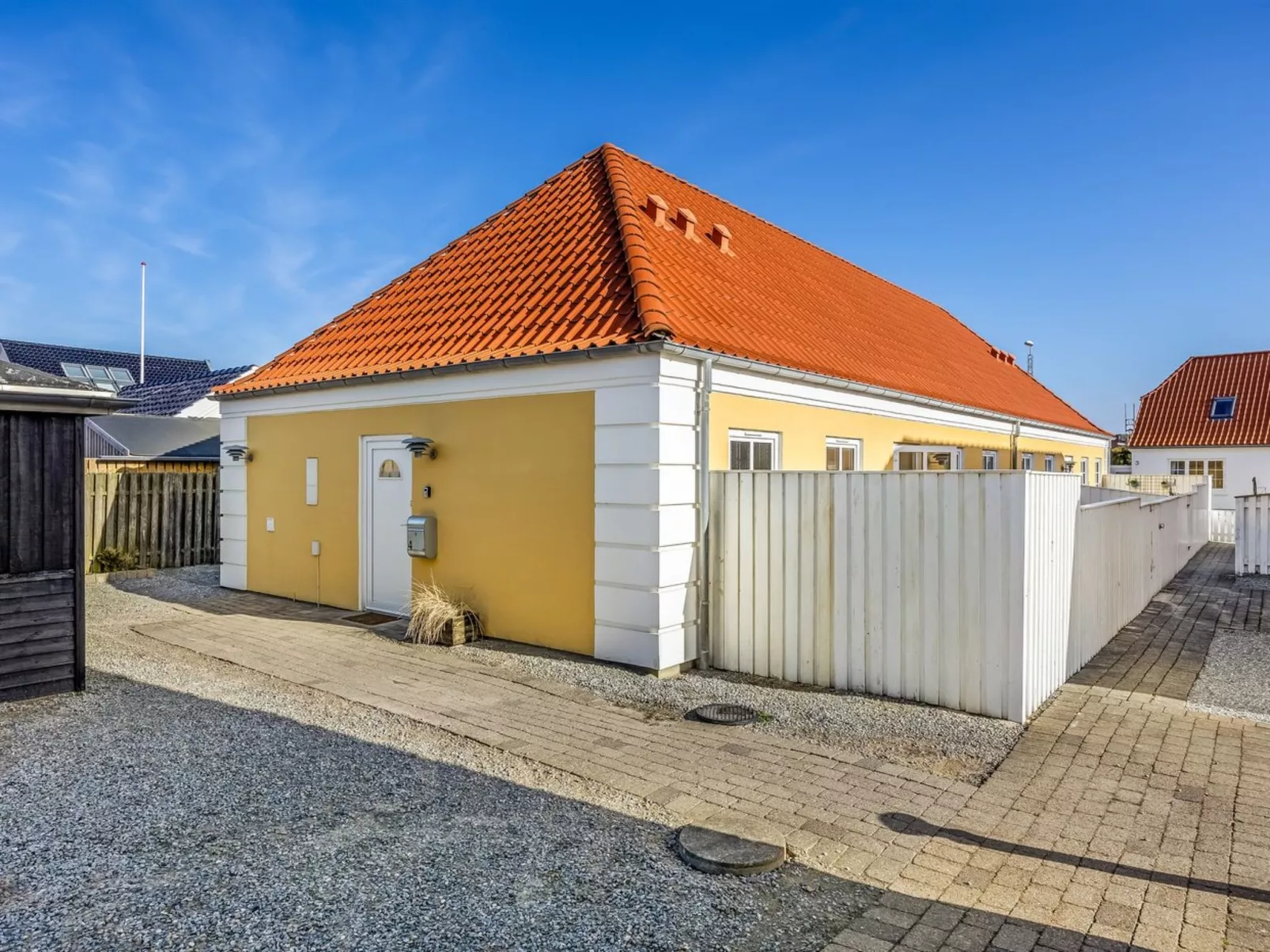 "Loreia" - 300m from the sea - Buiten