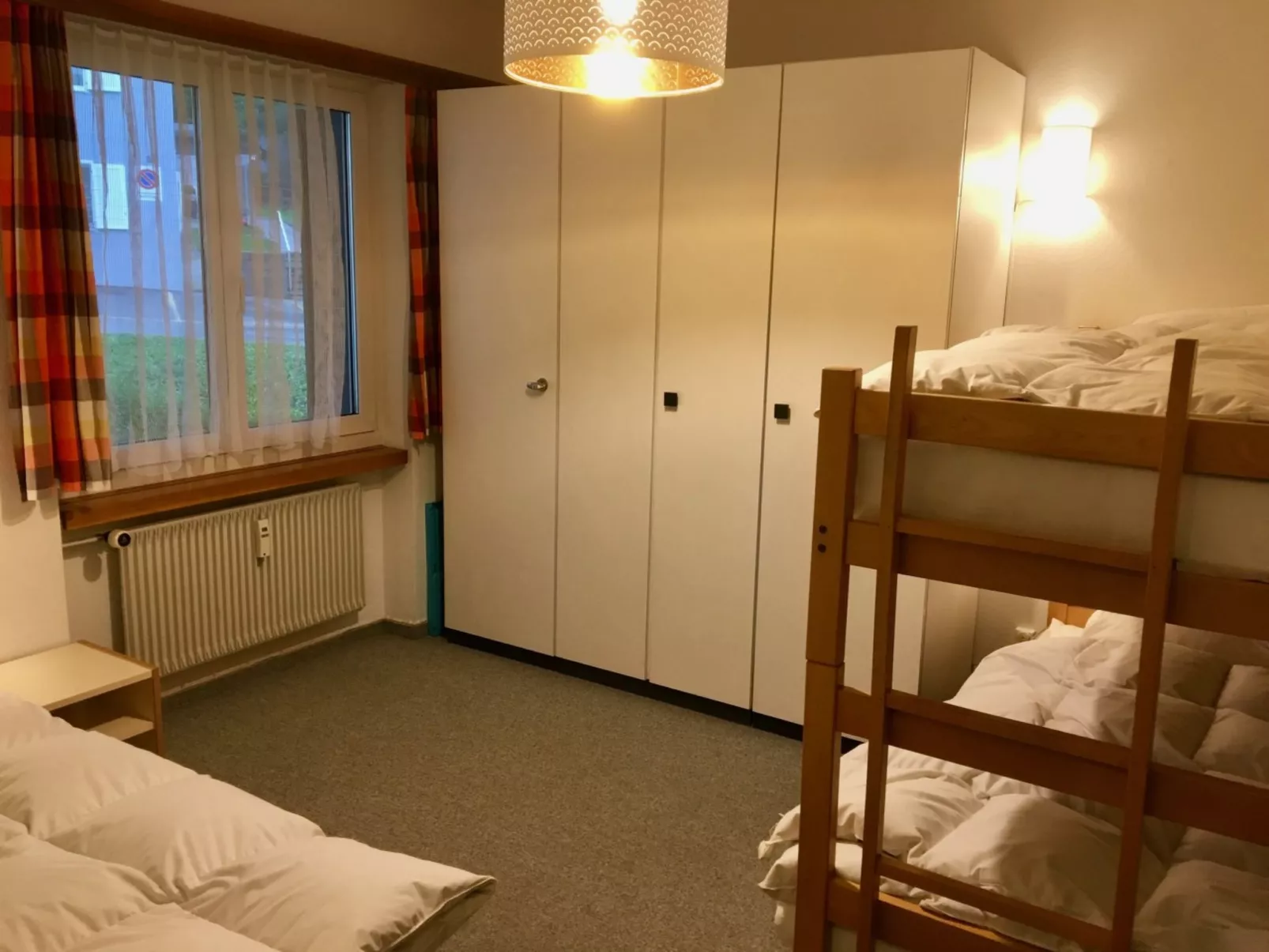 Arcula, (Flims Dorf). Grosszügige 3.5 Zimmerwohnung, 105 m2, ruhig & zentral ge - Image-tags.info