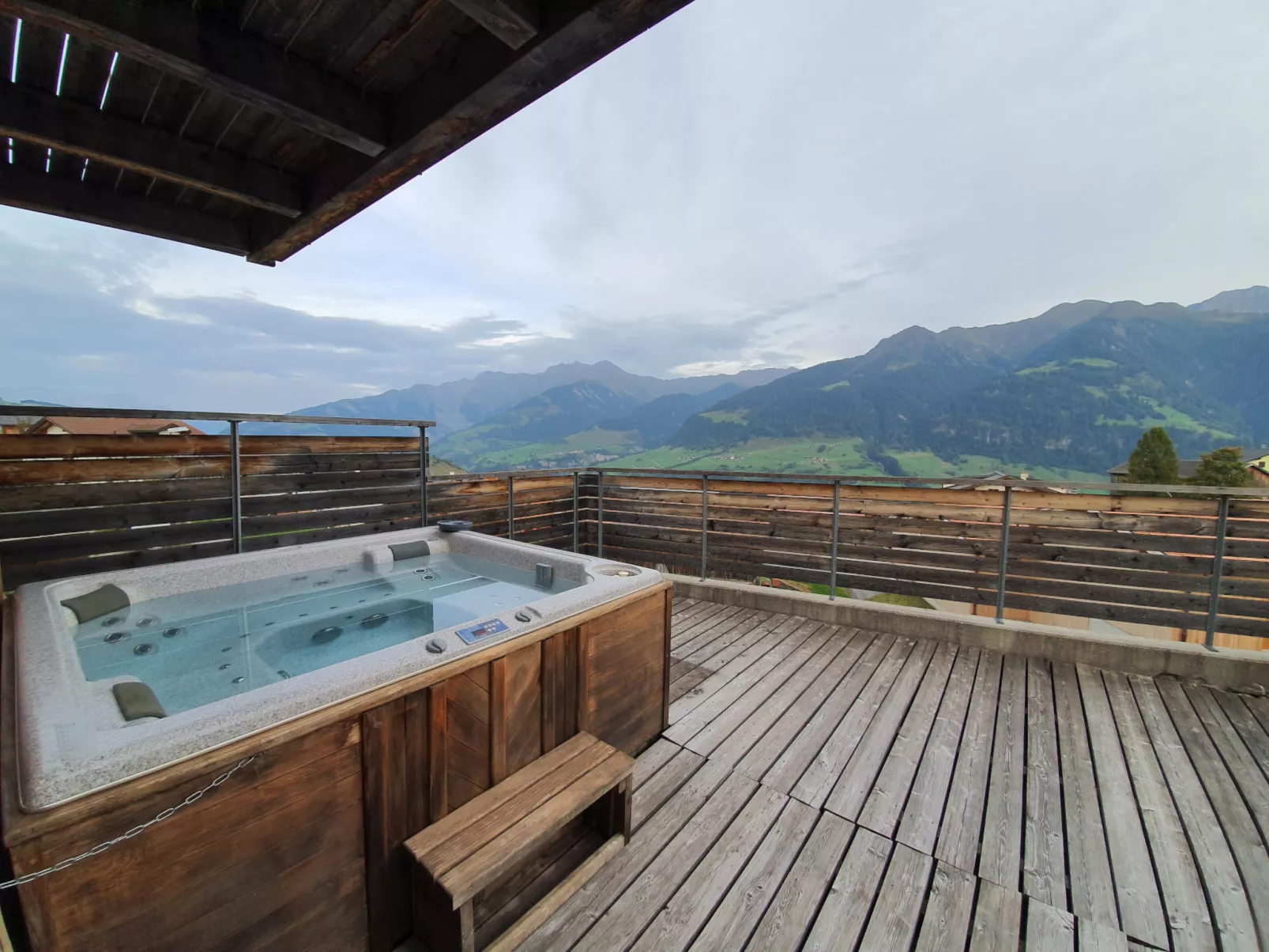 Ferienhaus Balcon Sulegliv, Vattiz, (Vattiz), 46006B - Binnen