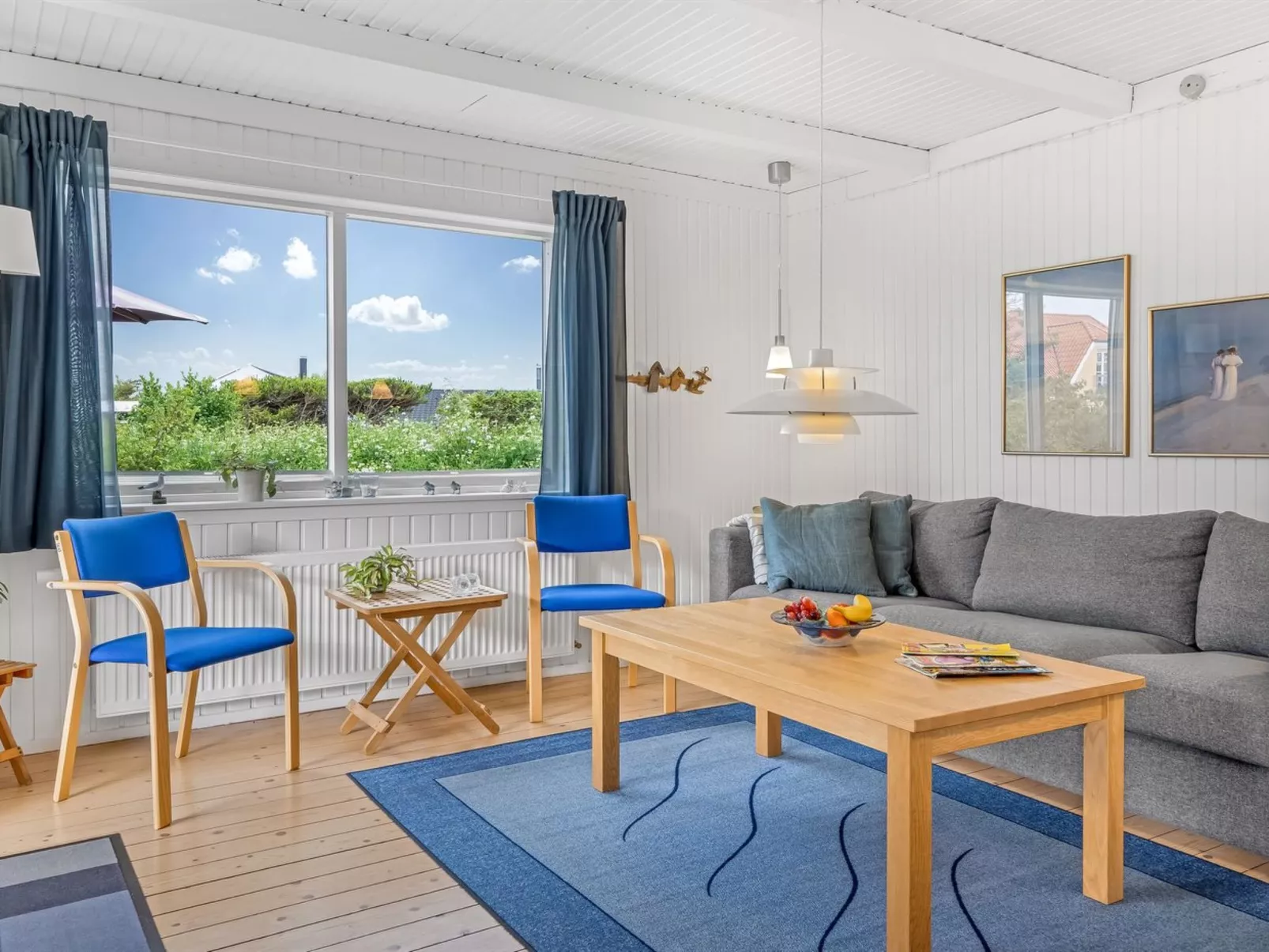 "Tinka" - 100m from the sea - Binnen