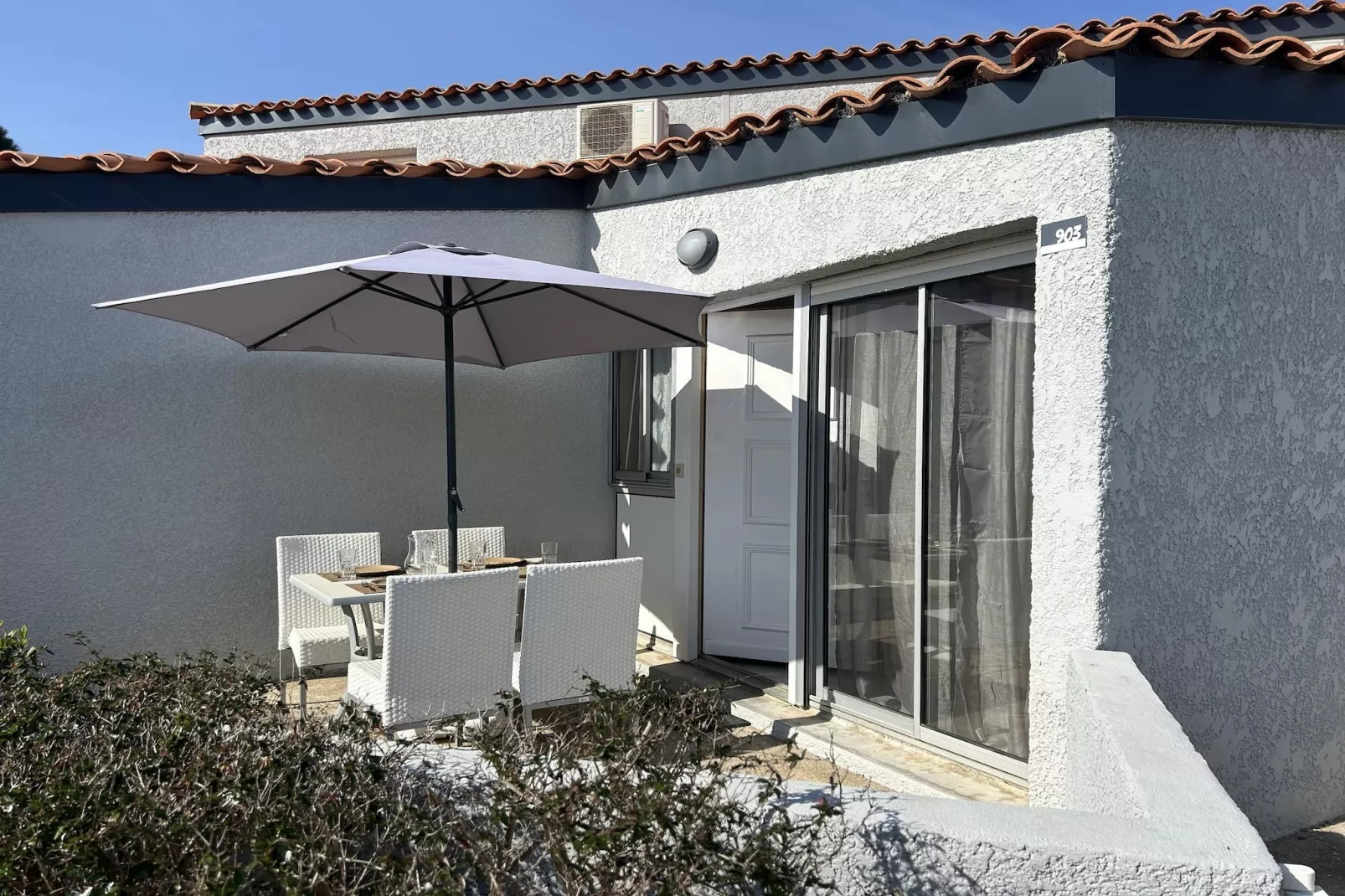 Les Jardins de Neptune MAISONNETTE DUPLEX 4/6 pers CLIMATISÉE OTA - Terrasbalkon