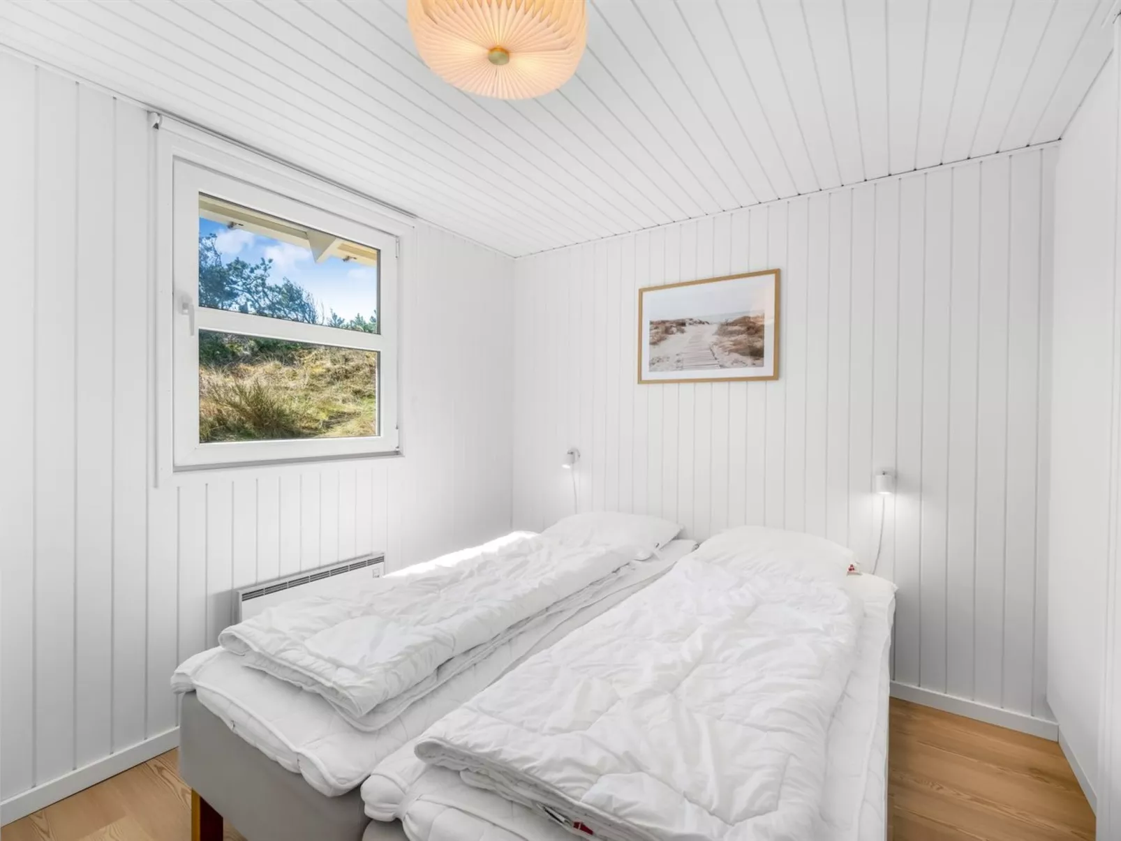 "Midja" - 800m from the sea - Binnen