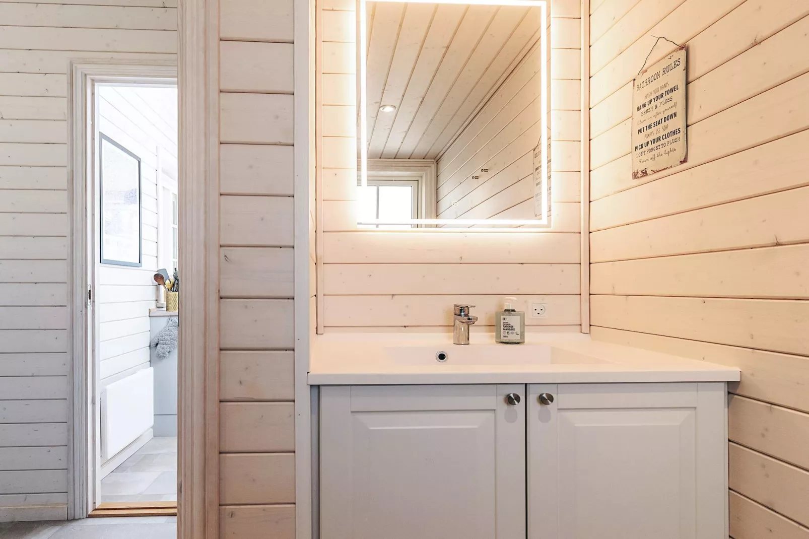 Retreat met buitenlounge - Binnen