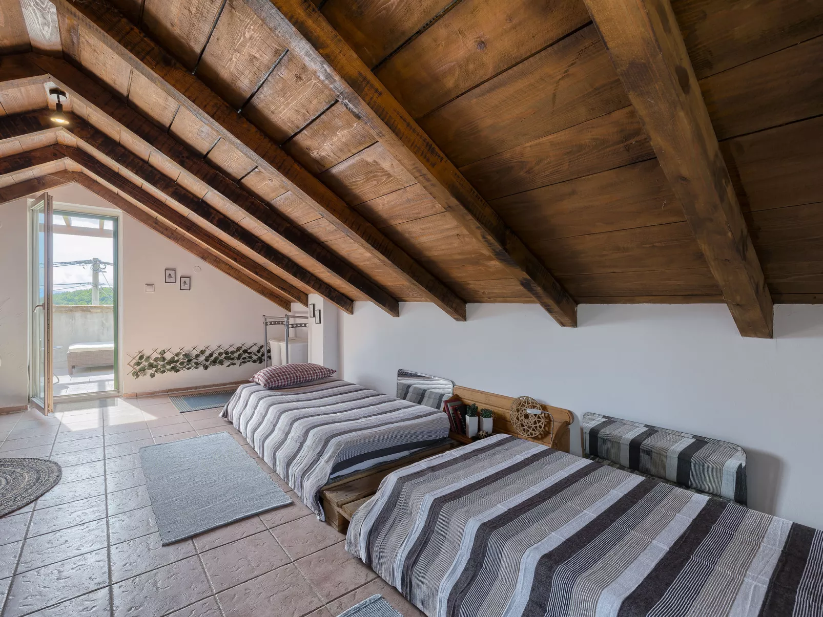 House Rea - Binnen