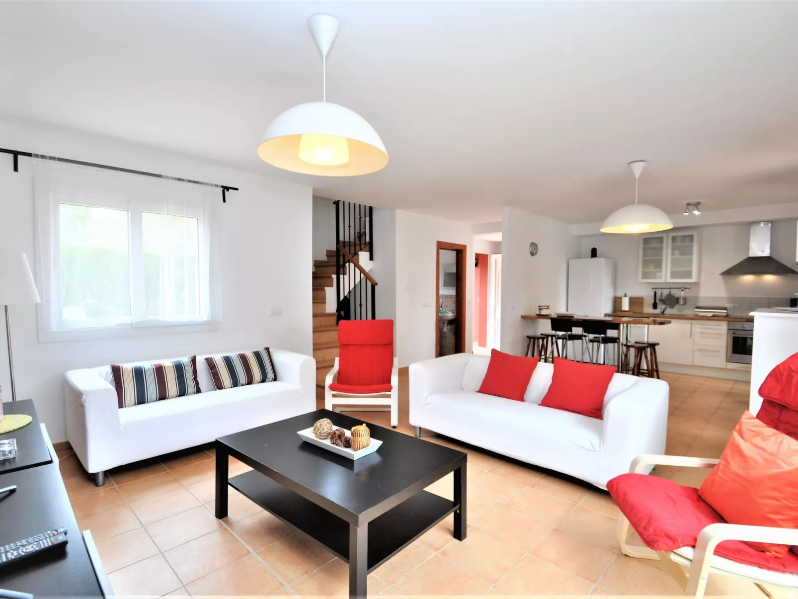 VILLA en Zona residencial tranquila con piscina privada ideal para familias - W - Binnen