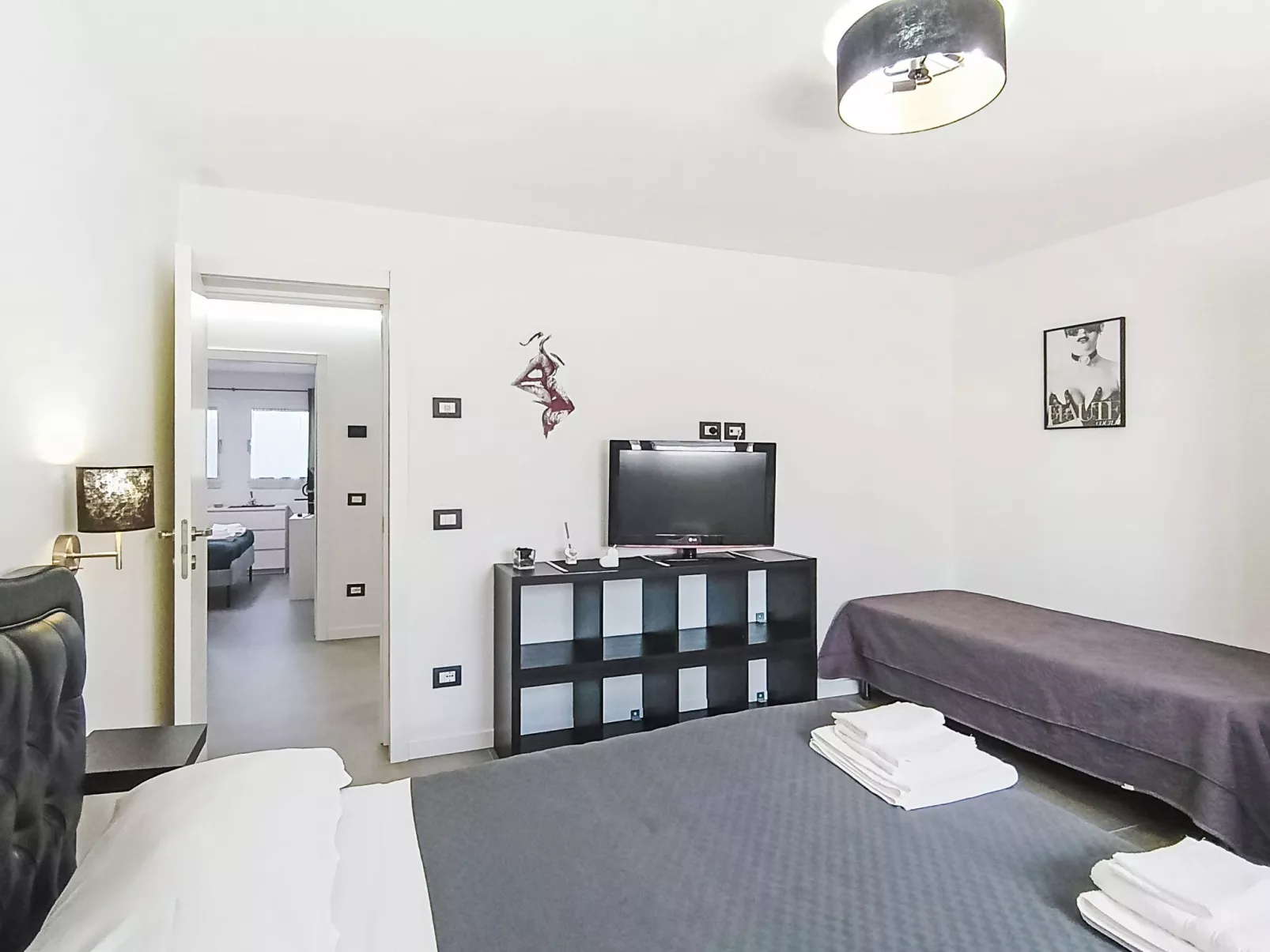 MB Guest House - Binnen