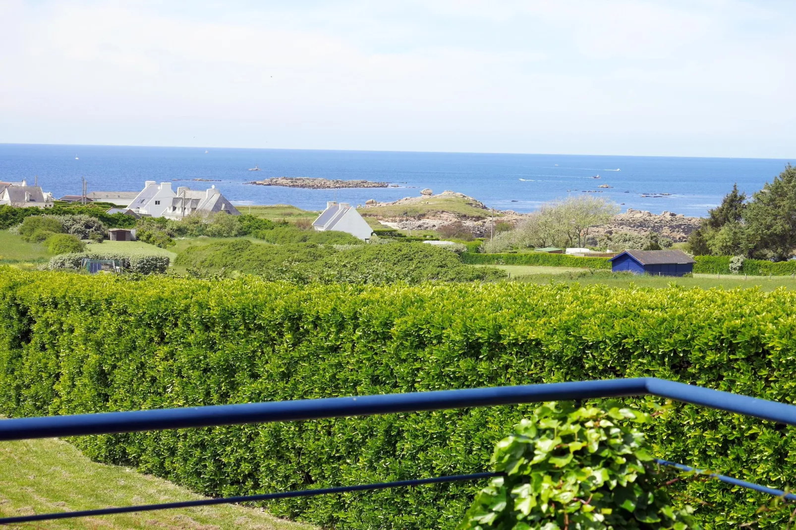 	Ferienhaus mit 180° Panorama Meerblick Lampaul-Plouarzel - Uitzicht zomer