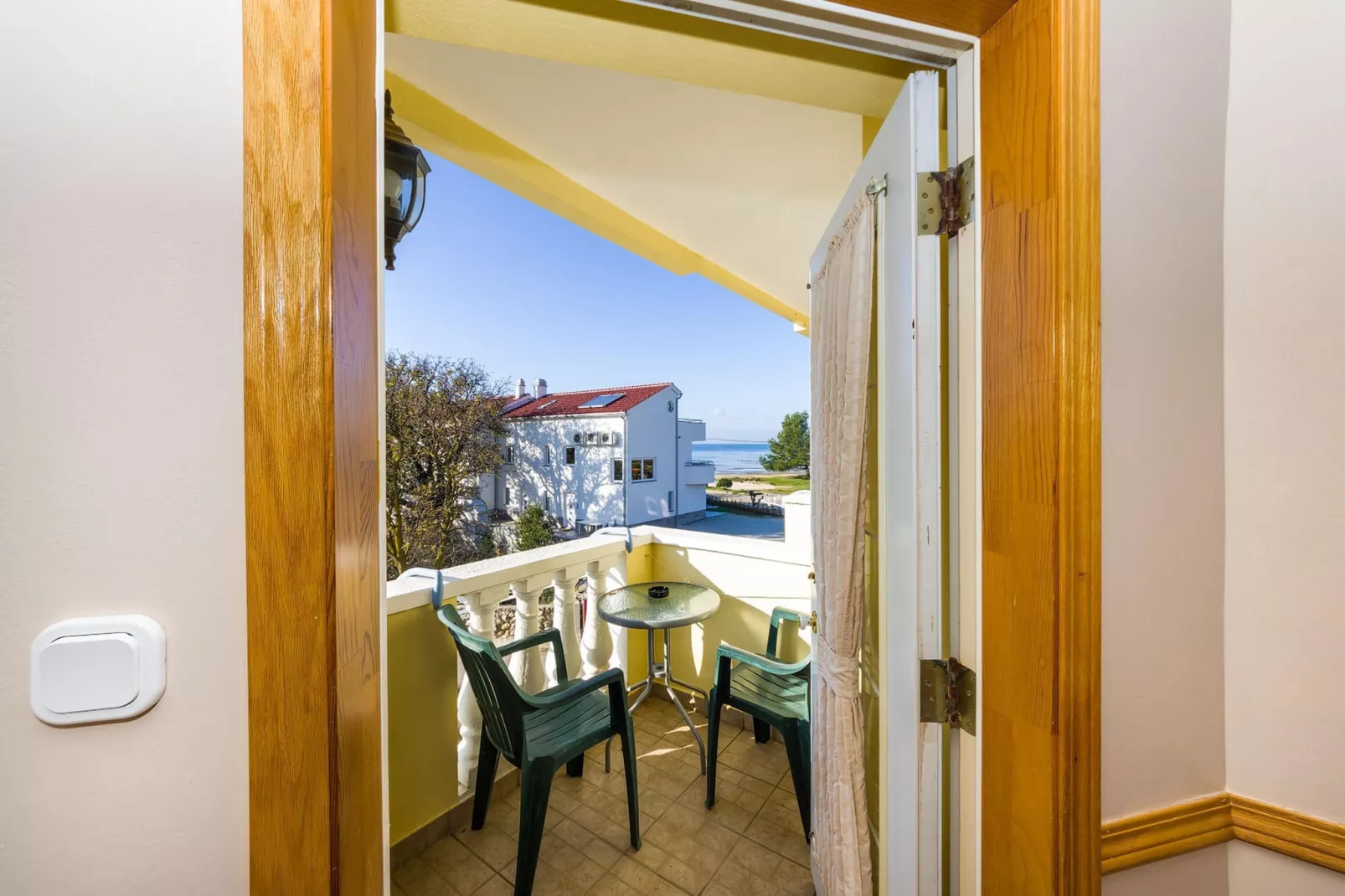Beachfront apartment Mareo 4 - Terrasbalkon