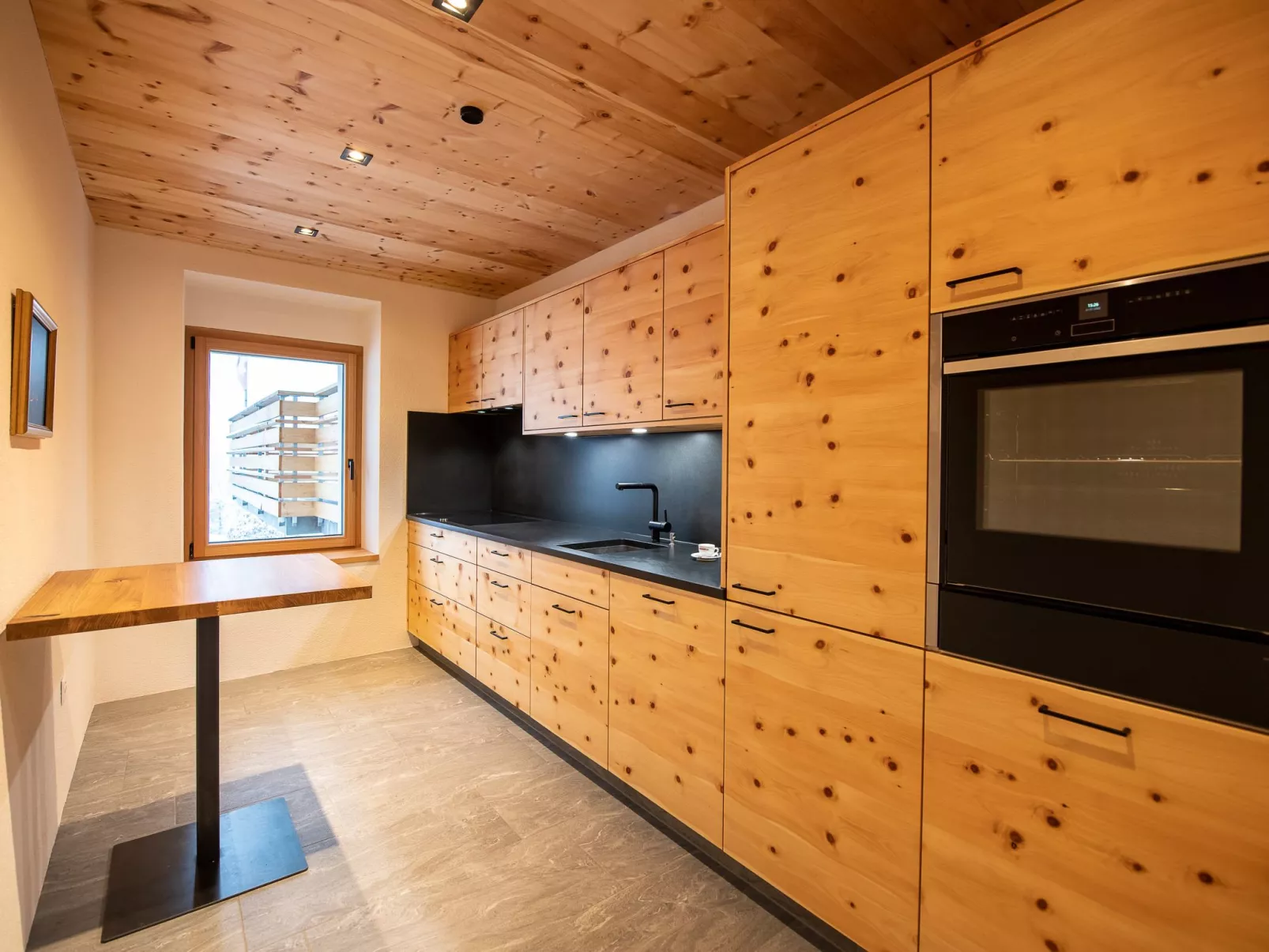 Flem Mountain Lodge, (Flims Waldhaus). Moderne neue 4.5 Ferienwohnung - Binnen