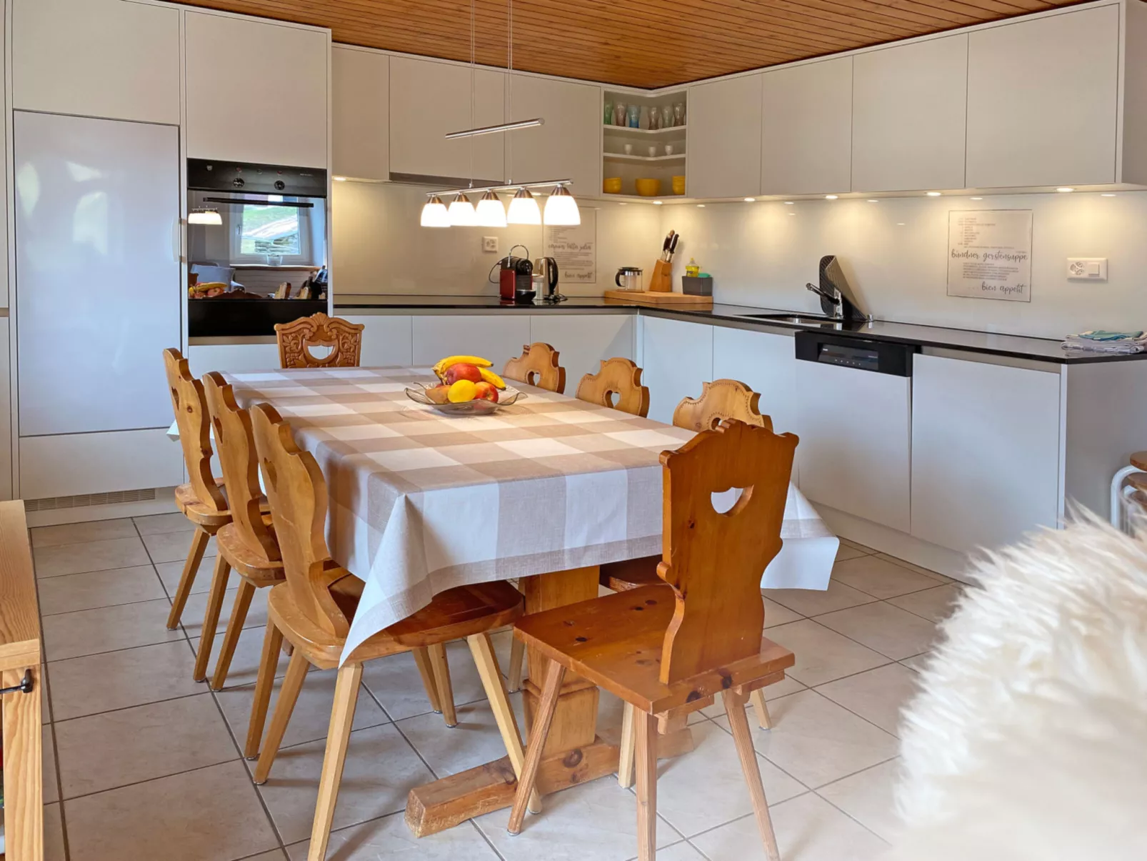 Casa Radieni, Flond, (Flond), 37000B - Binnen