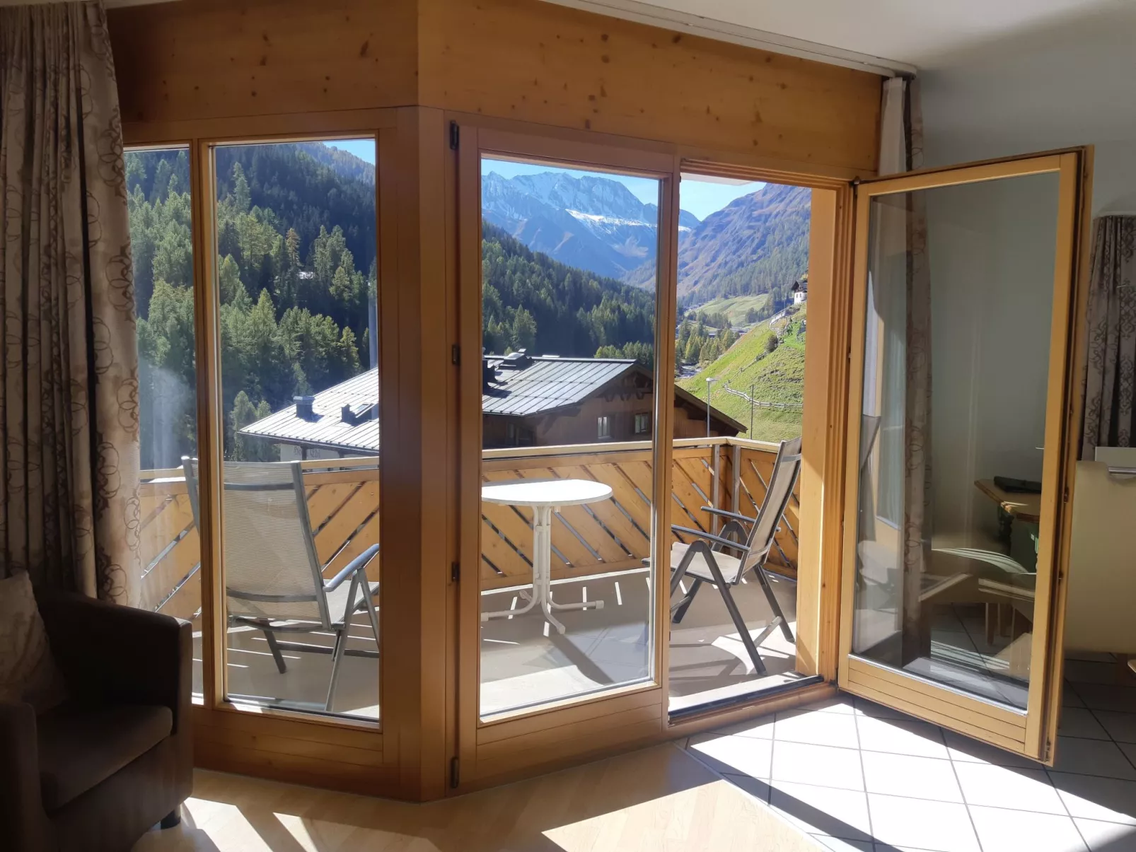 Appartements Alpin Live, (Samnaun-Laret)