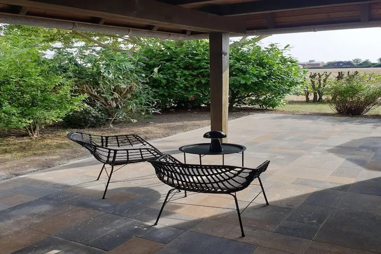 Ferienwohnung Terrasse und Aussicht - Terras