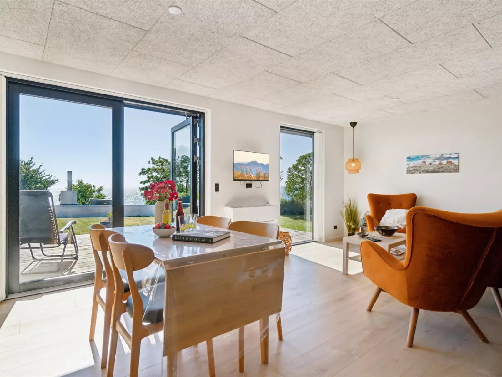 "Yari" - 50m from the sea - Binnen