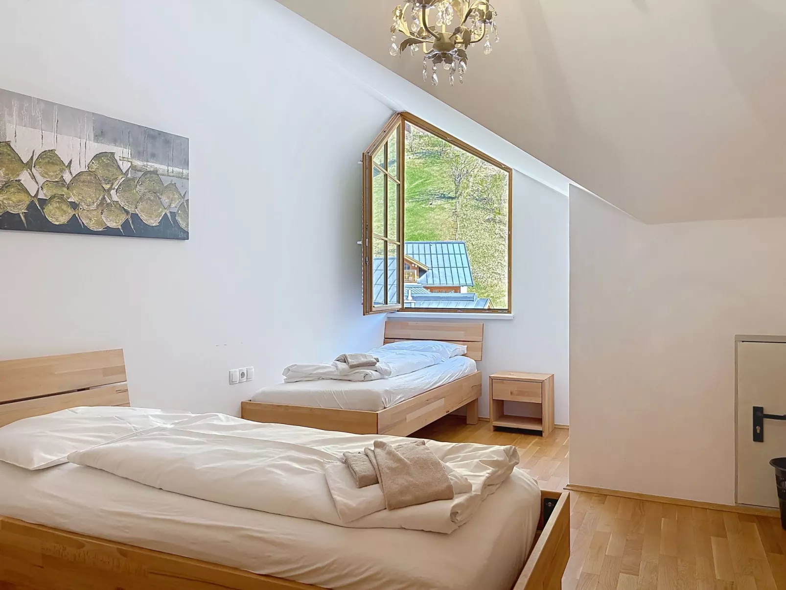 Family Comfort by SMR with Pool and Spa - Binnen