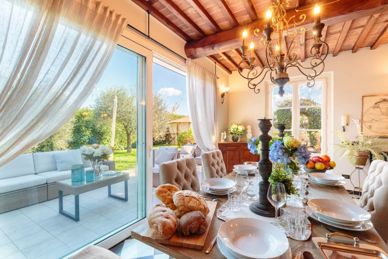 Villa Catia - Eetkamer