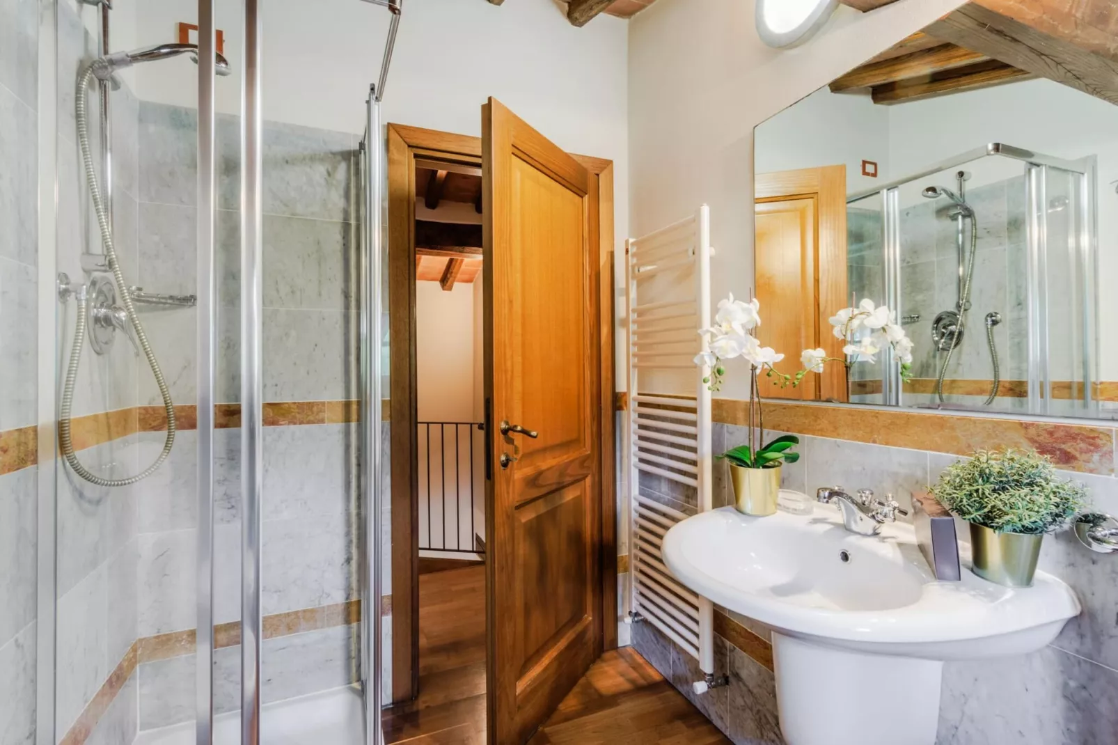 Cicale Farmhouse, 3 bedrooms Farmhouse with Pool - Badkamer