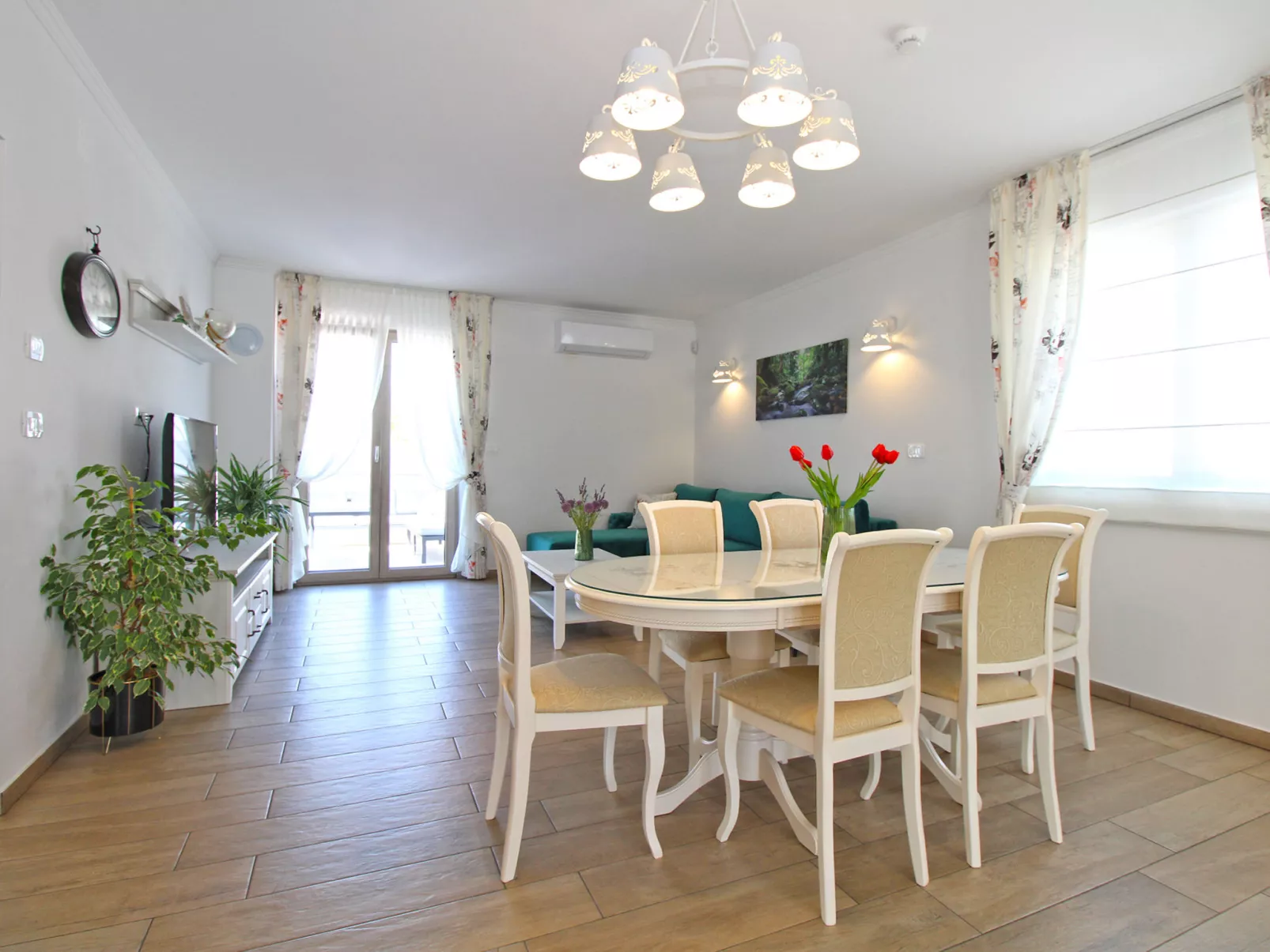 House 2173 - Binnen