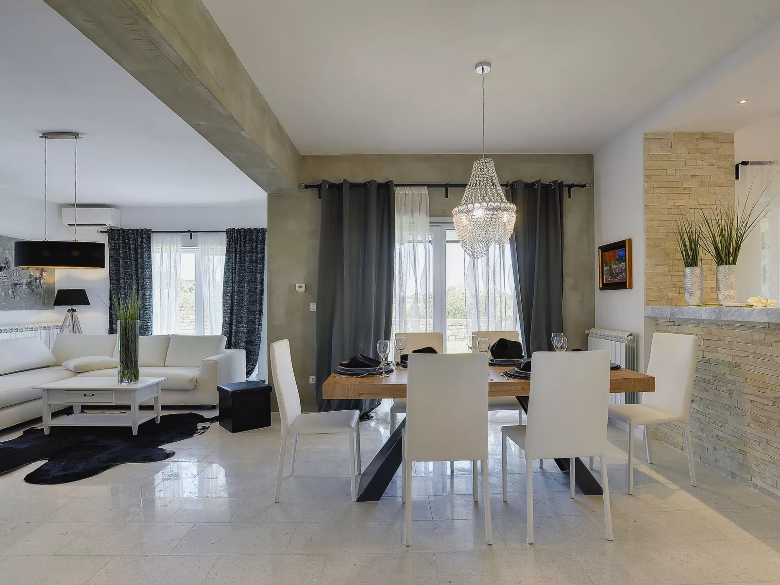 Villa Paradiso - Binnen
