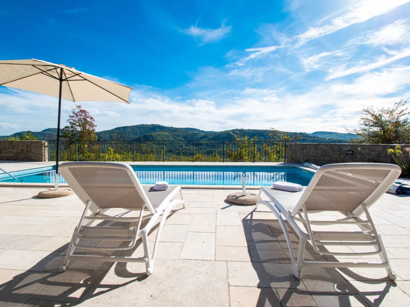 Villa Banic Motovun - Buiten