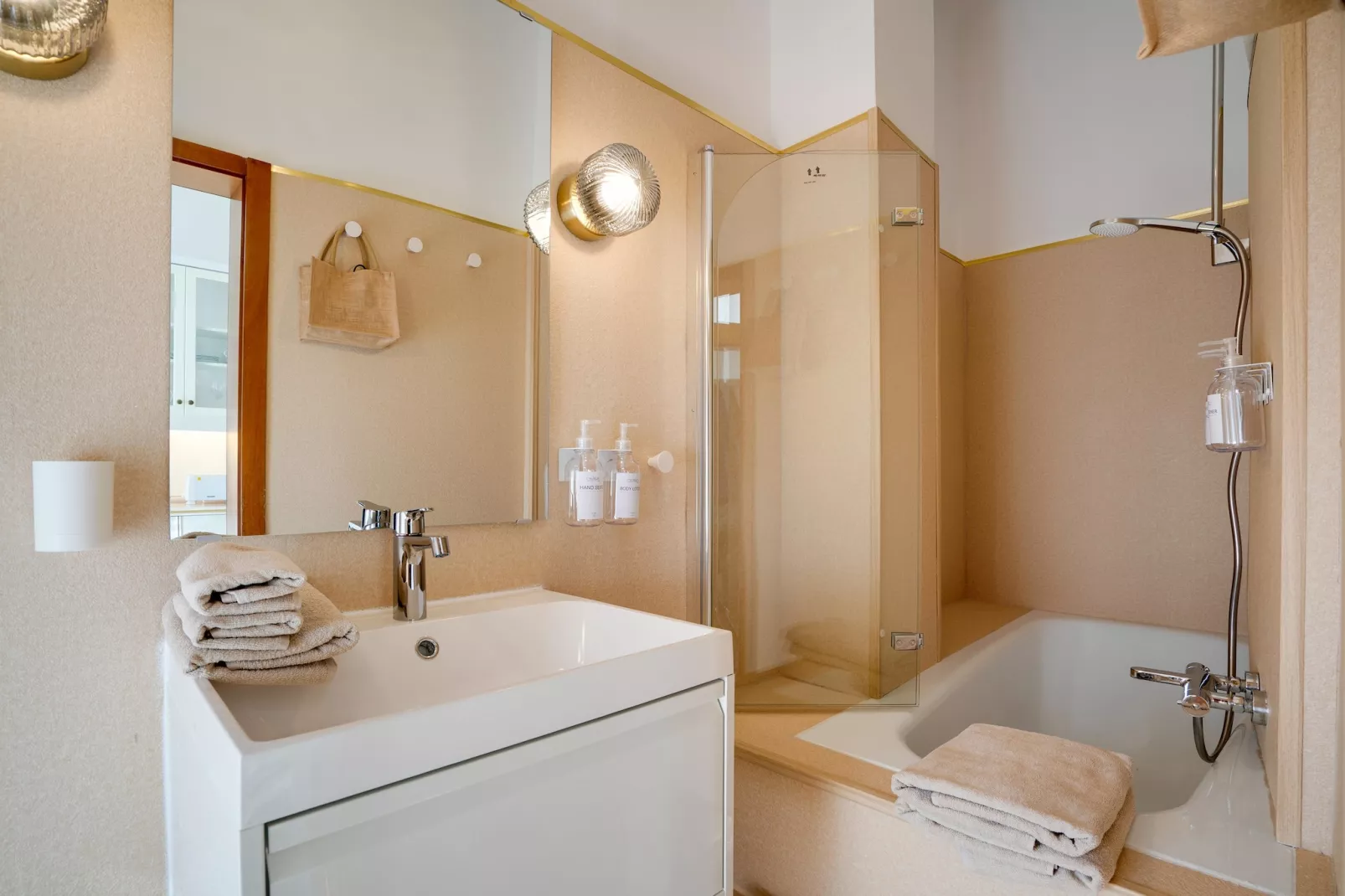 MG Top 4 Apartment 3P in Graz - Badkamer