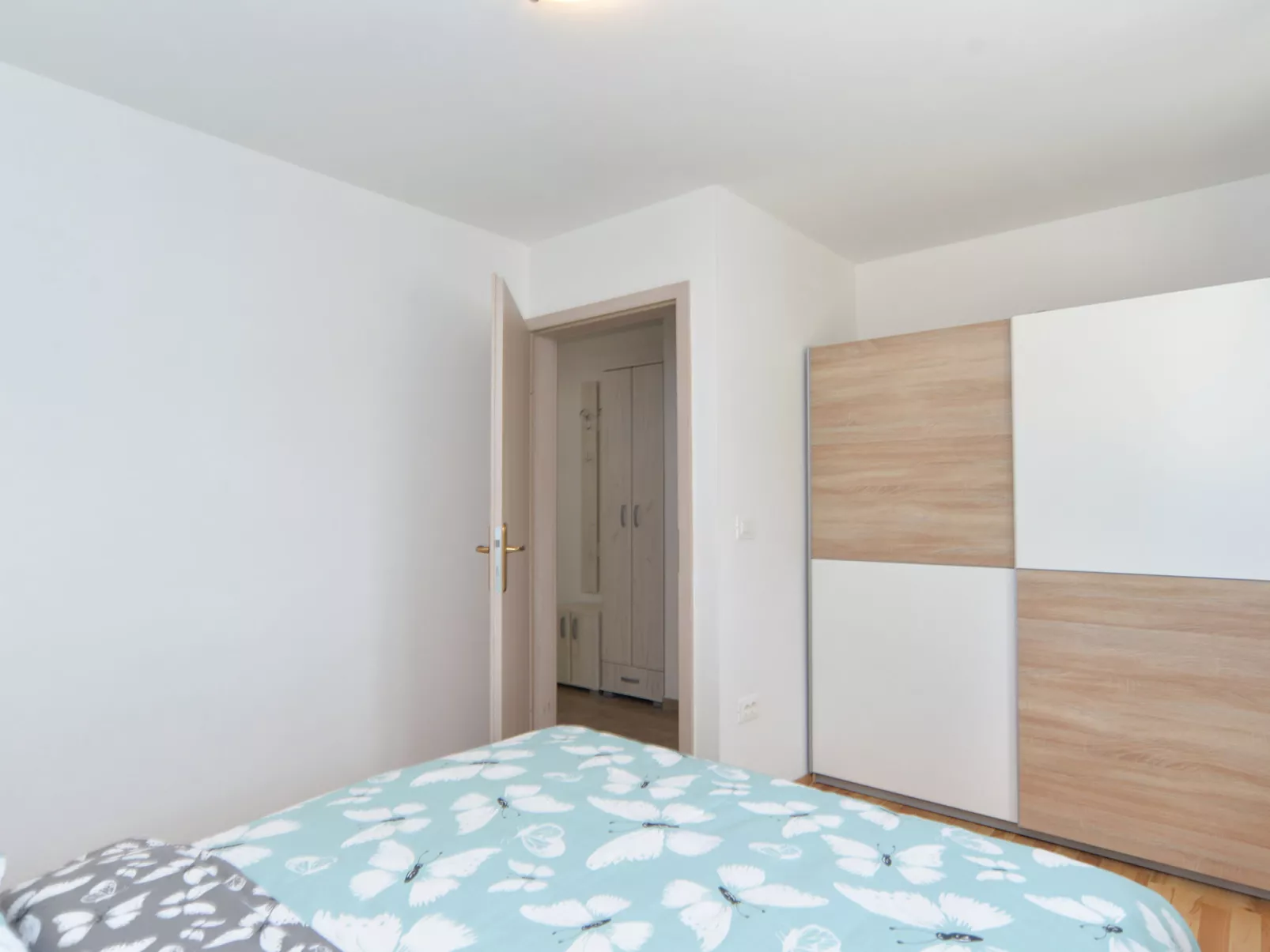House 2157 - Binnen