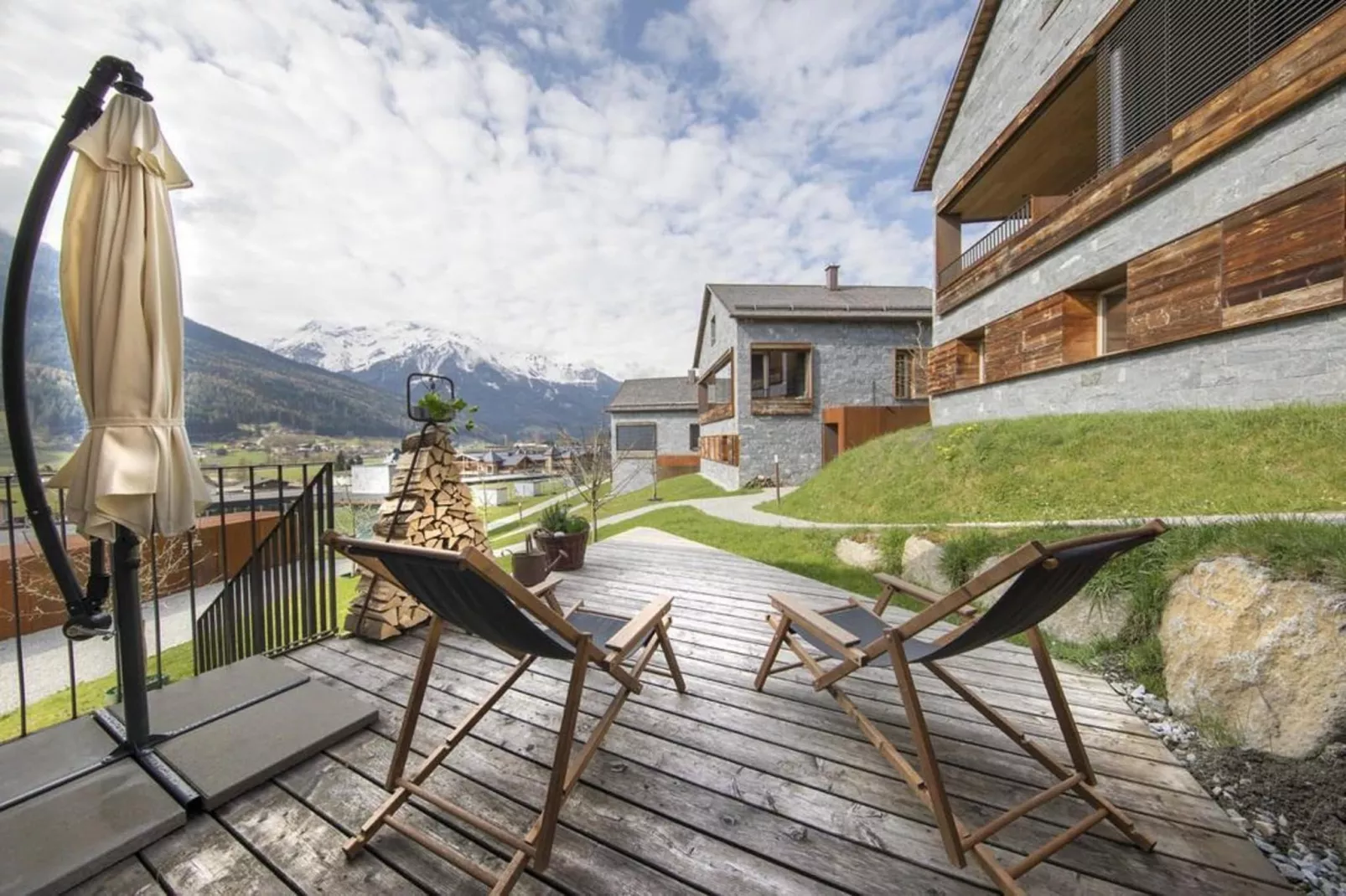 Smaragdresort Chalet Bergblick - Terrasbalkon