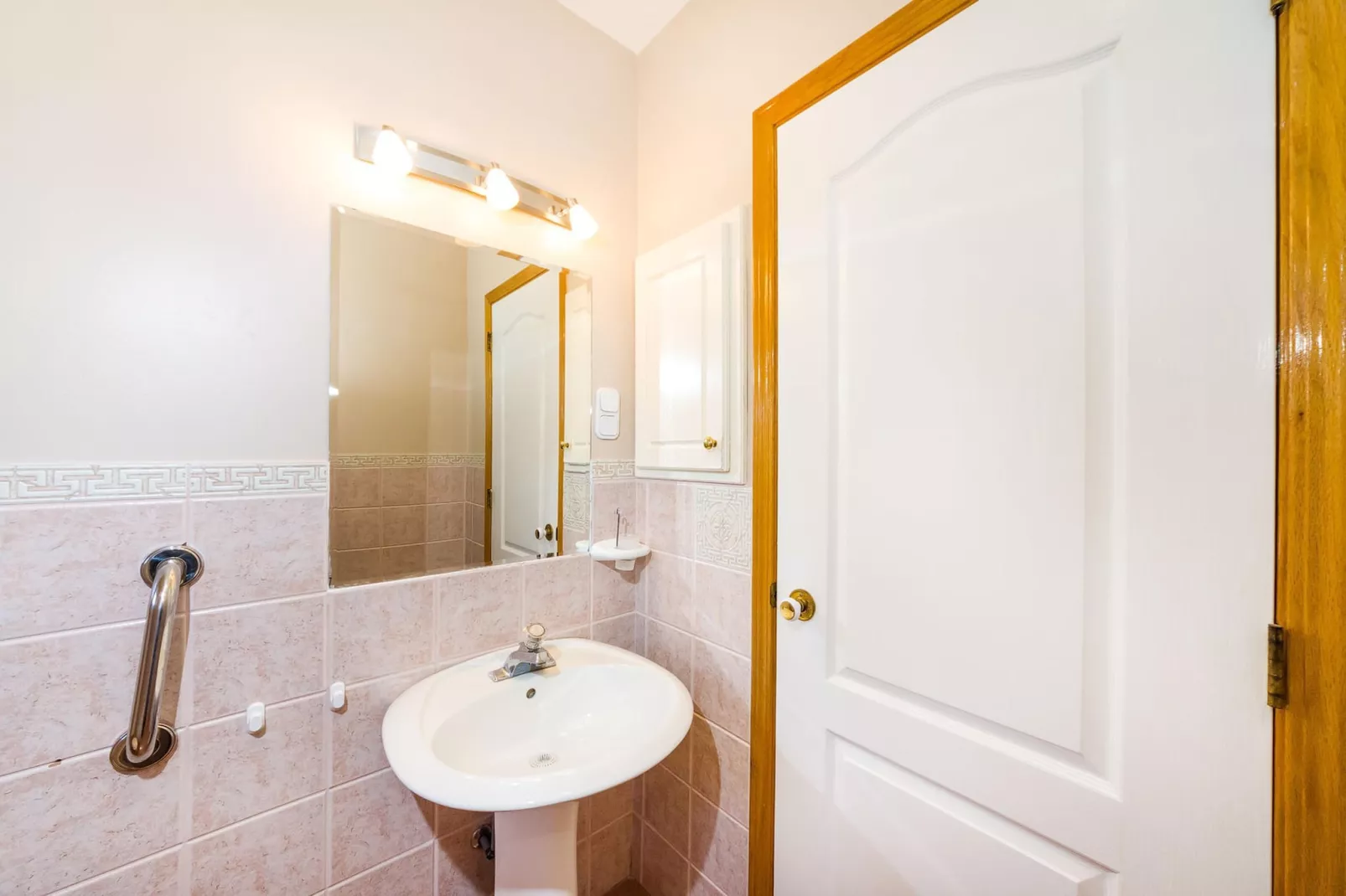 Beachfront apartment Mareo 3 - Badkamer