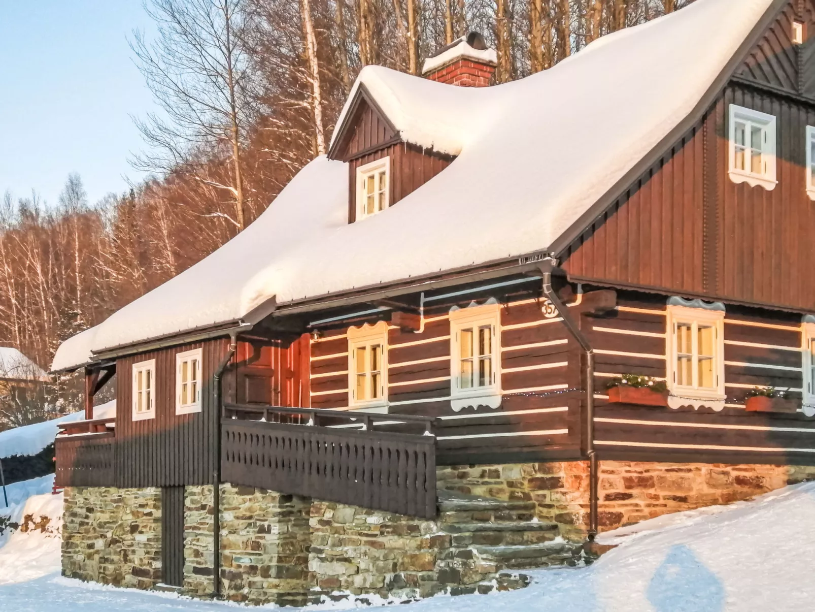Rustic Lodge - Buiten